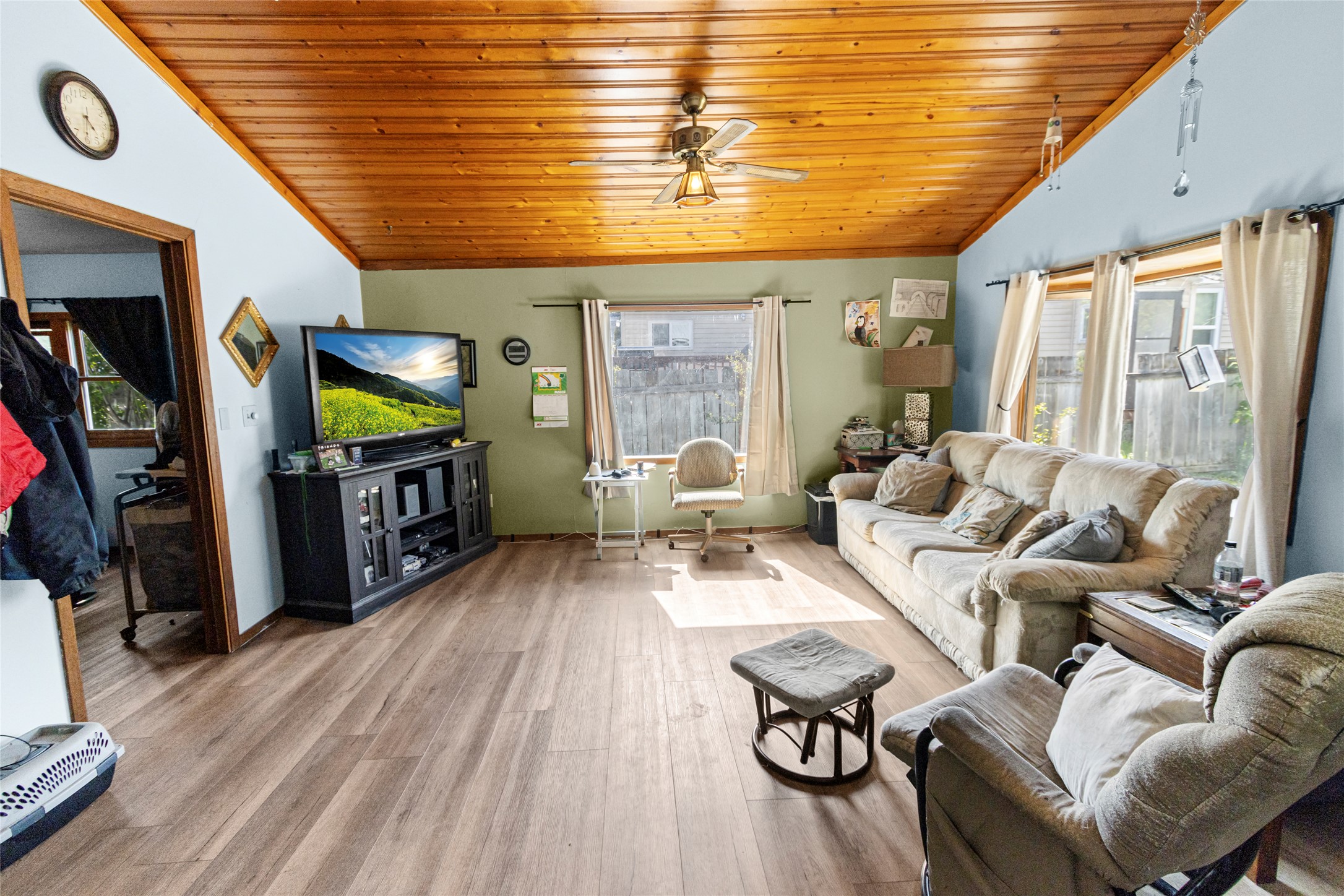 1108 6th Street W Property Photo 4