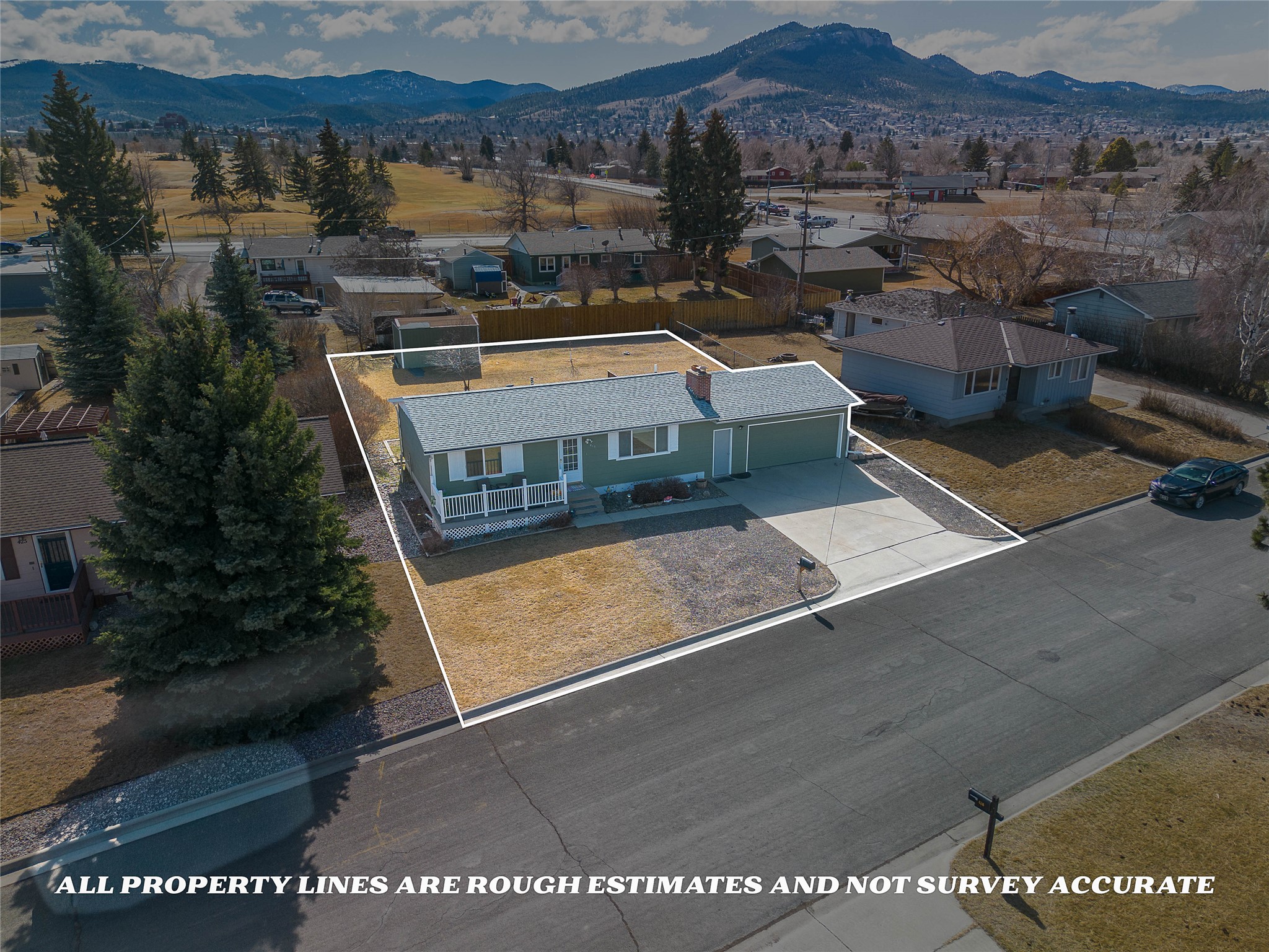 419 Russell Lane Property Photo 4