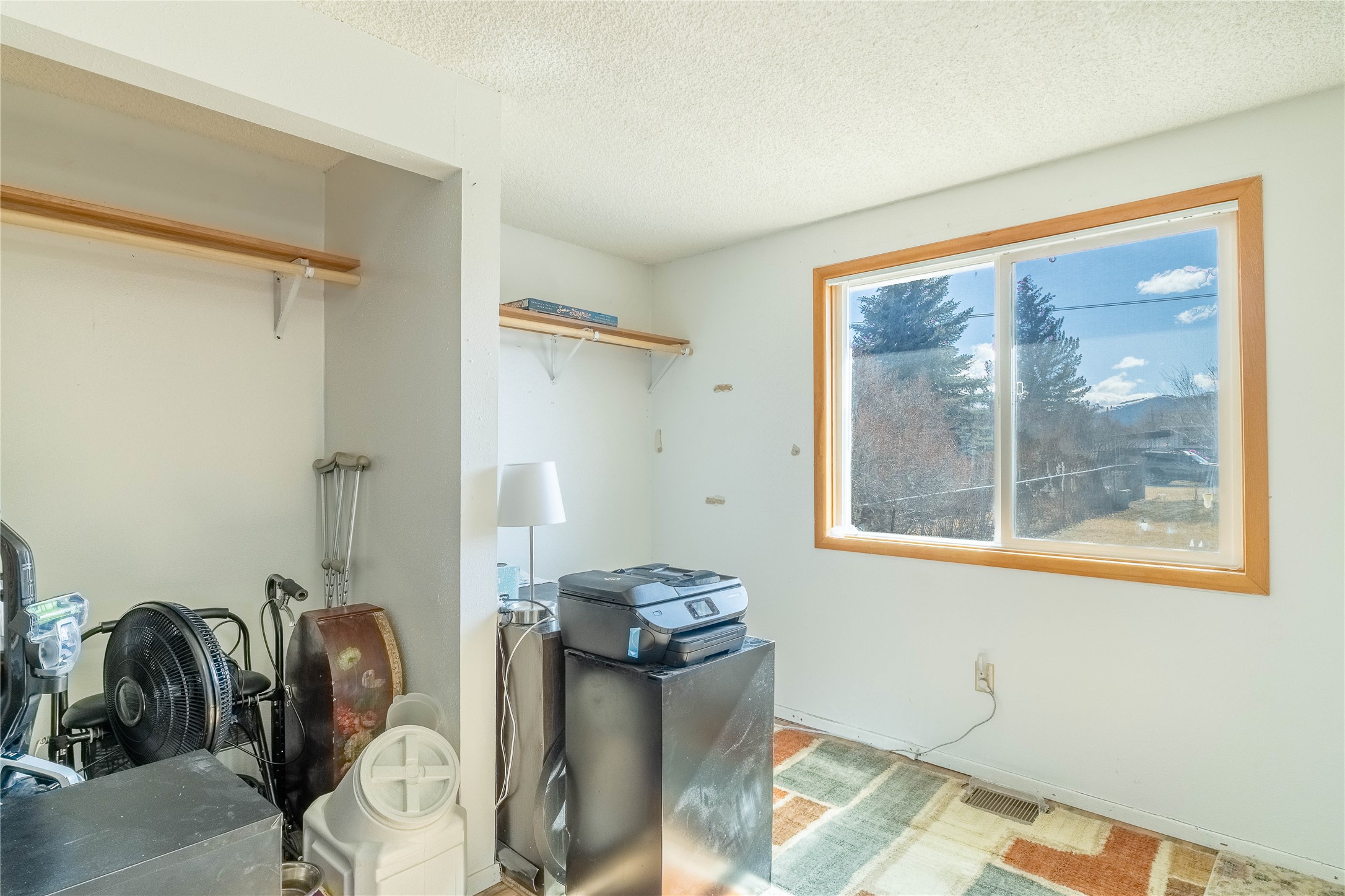 419 Russell Lane Property Photo 16