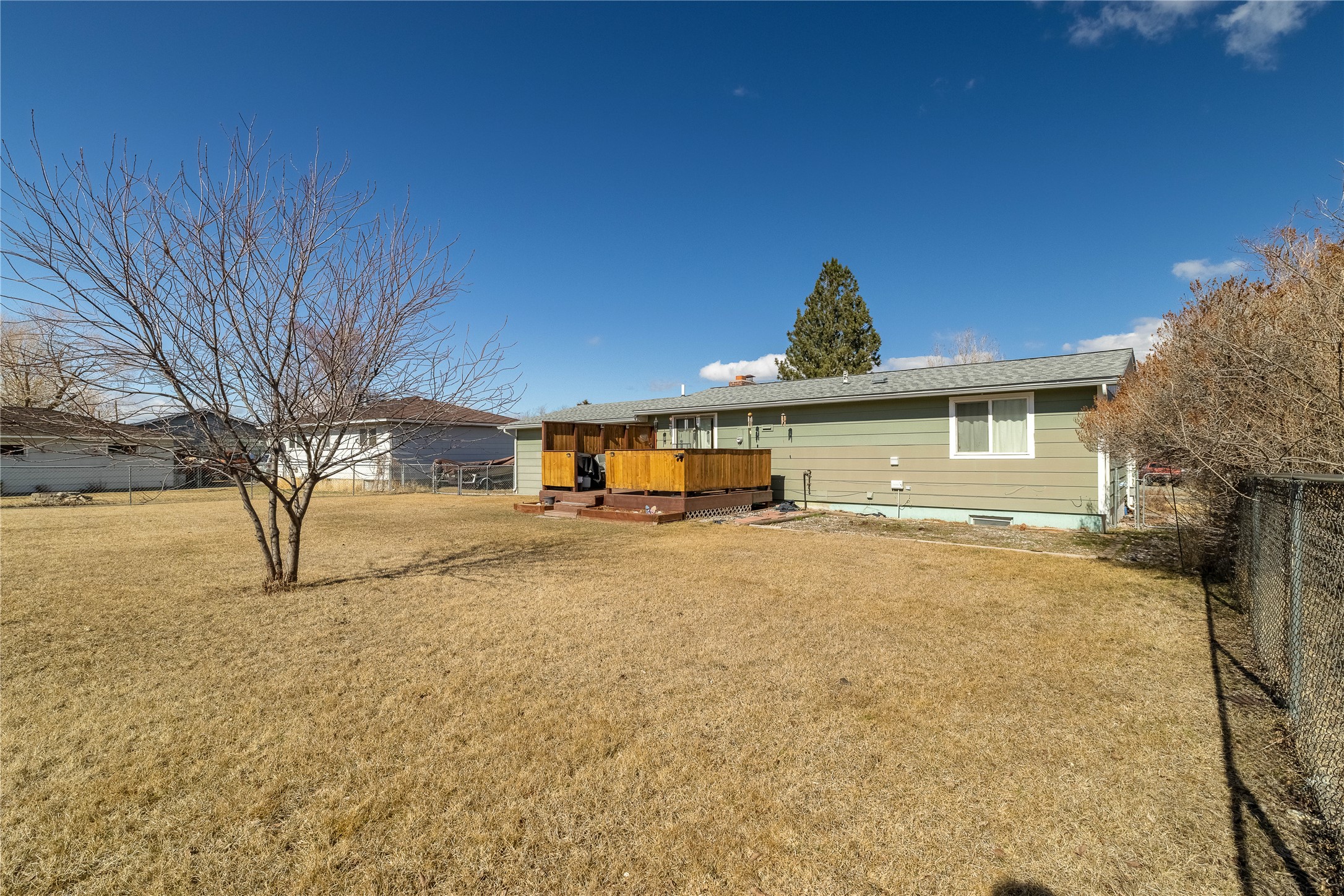 419 Russell Lane Property Photo 33