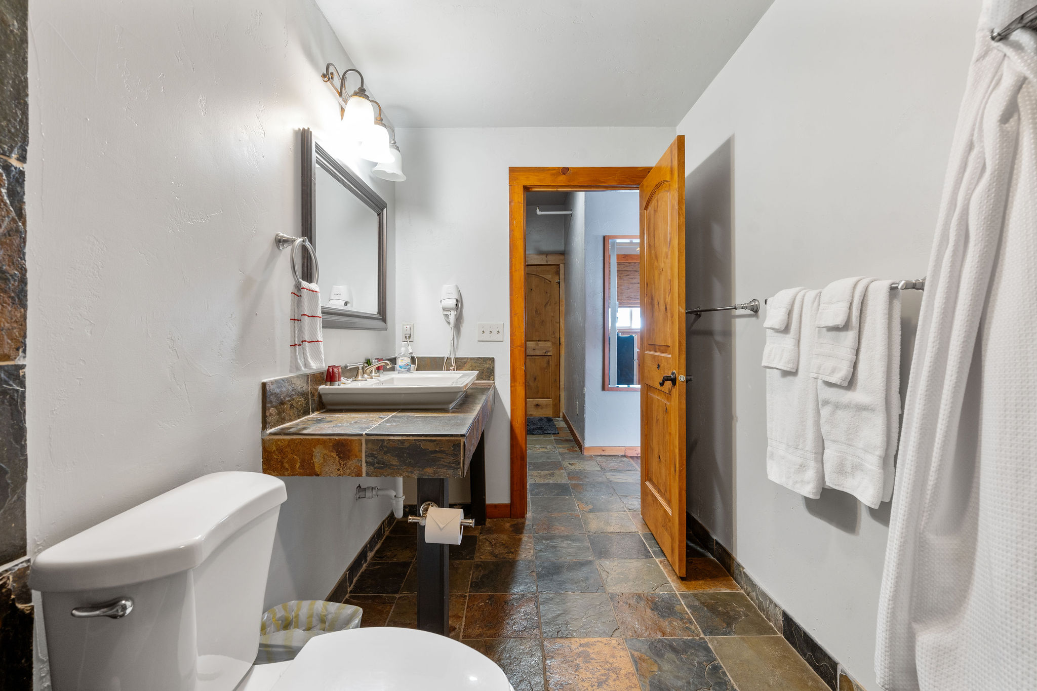 5 Swan Way Property Photo 66