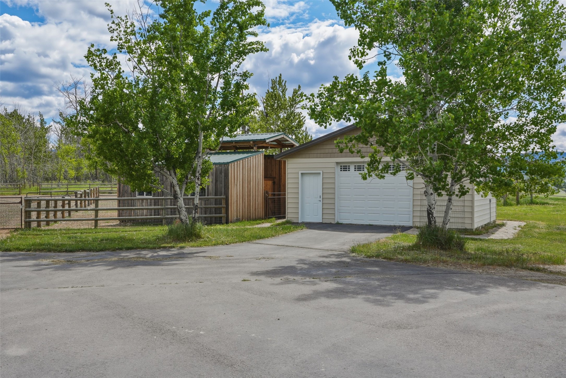 460 Windwalker Trail Property Photo 62