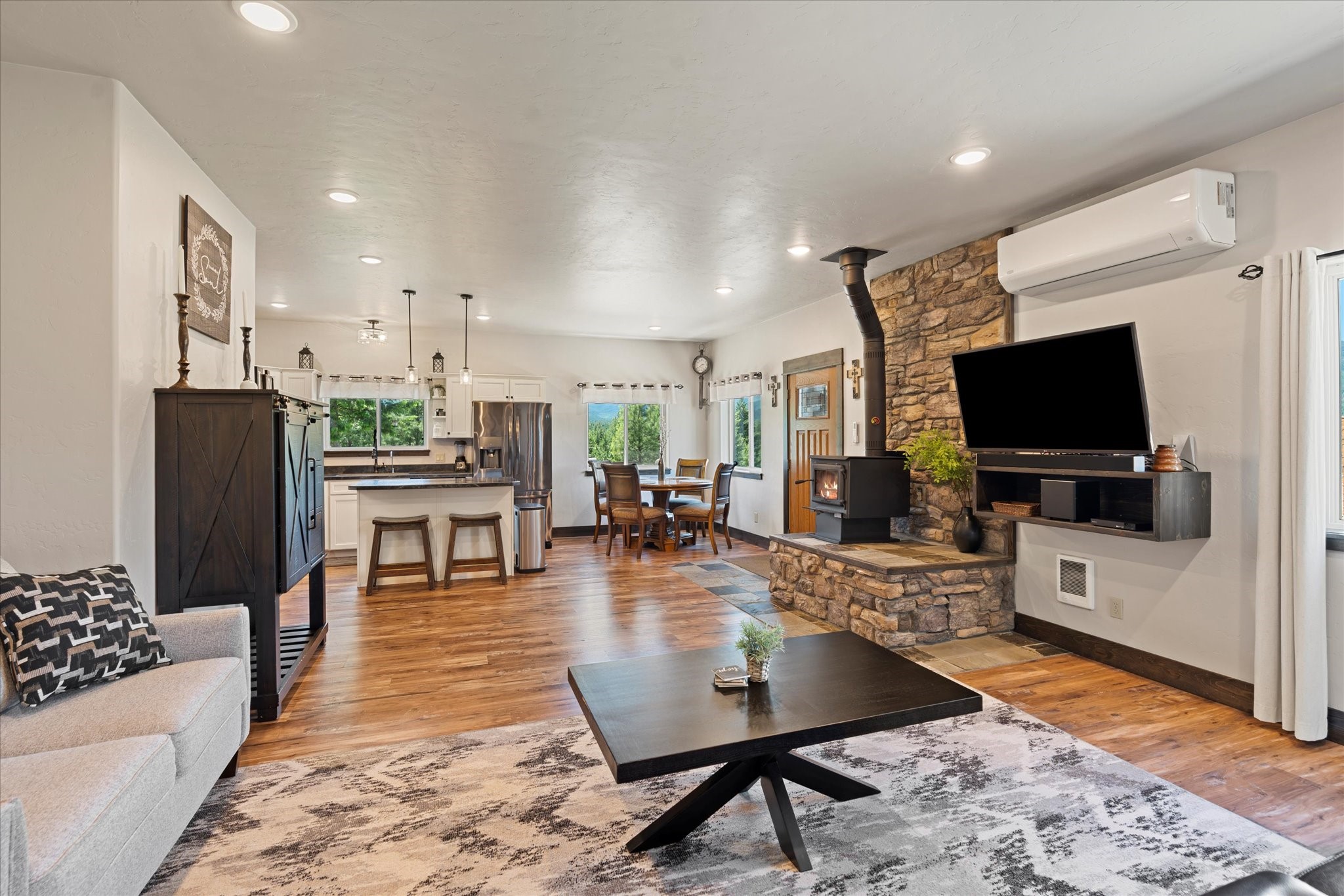 40149 Us Highway 2 W Property Photo 84