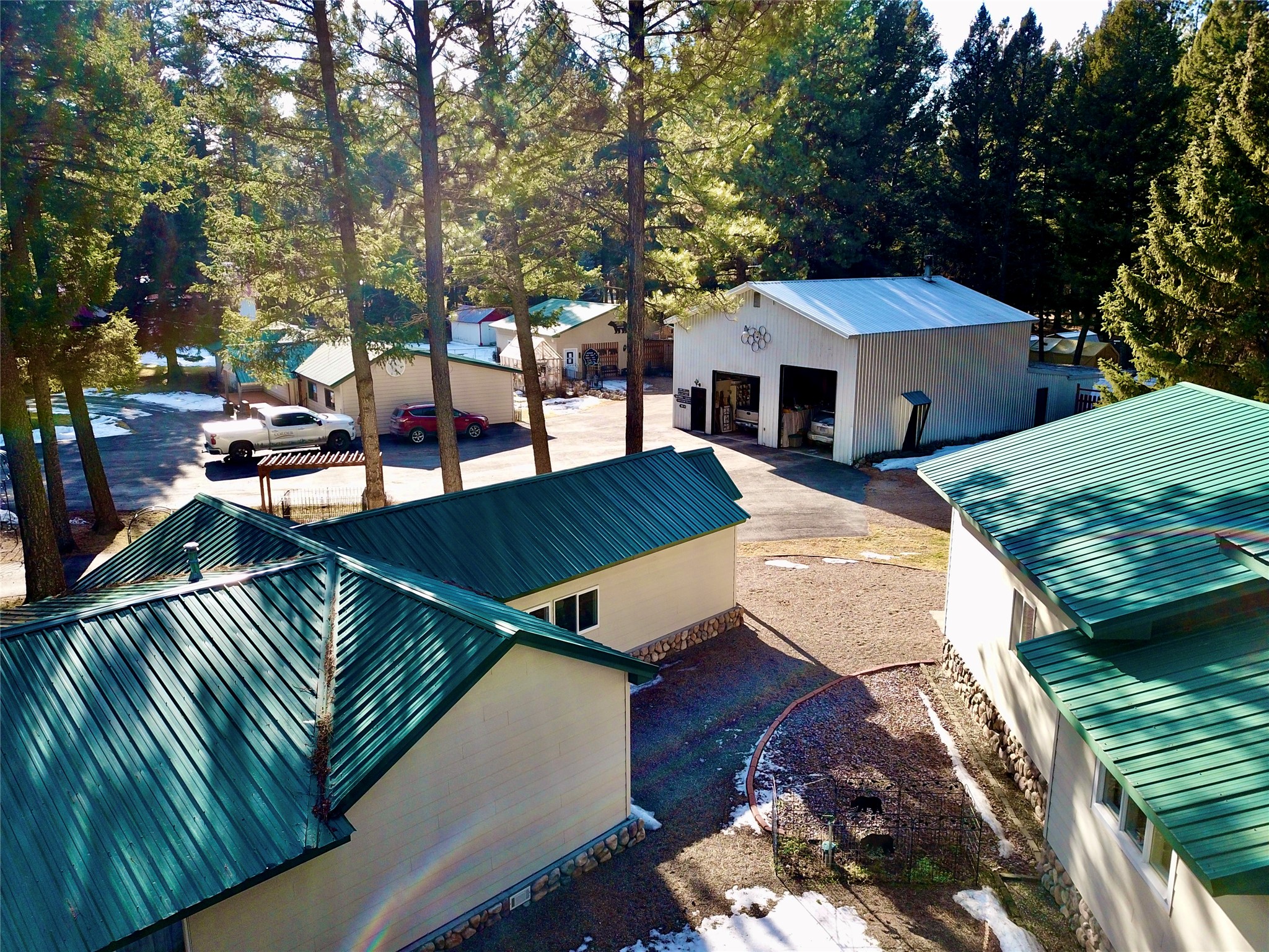208 4th Avenue Property Photo 8