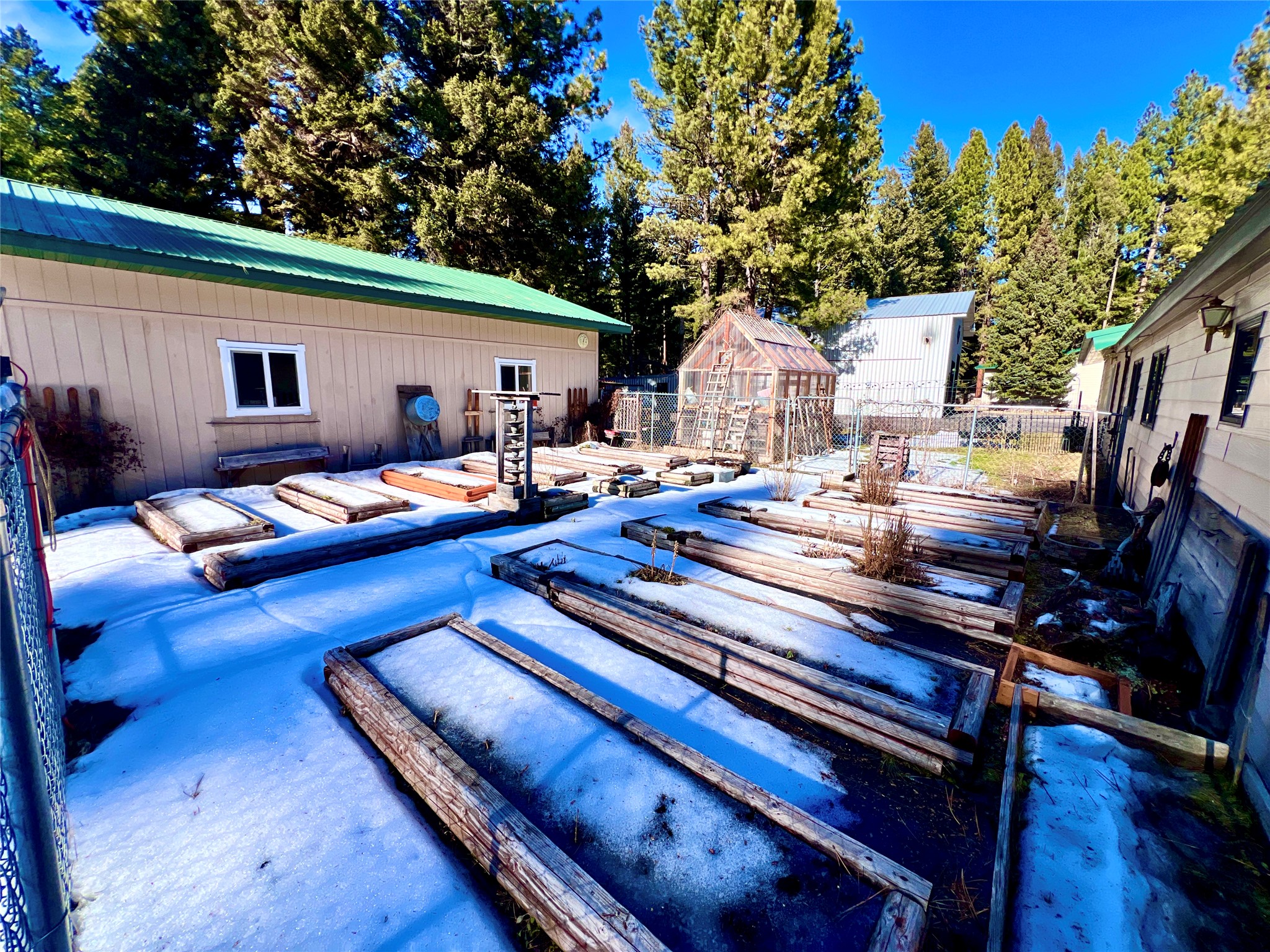 208 4th Avenue Property Photo 16