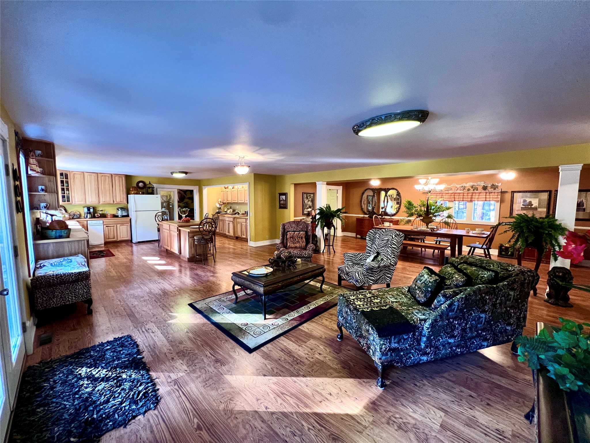 208 4th Avenue Property Photo 36
