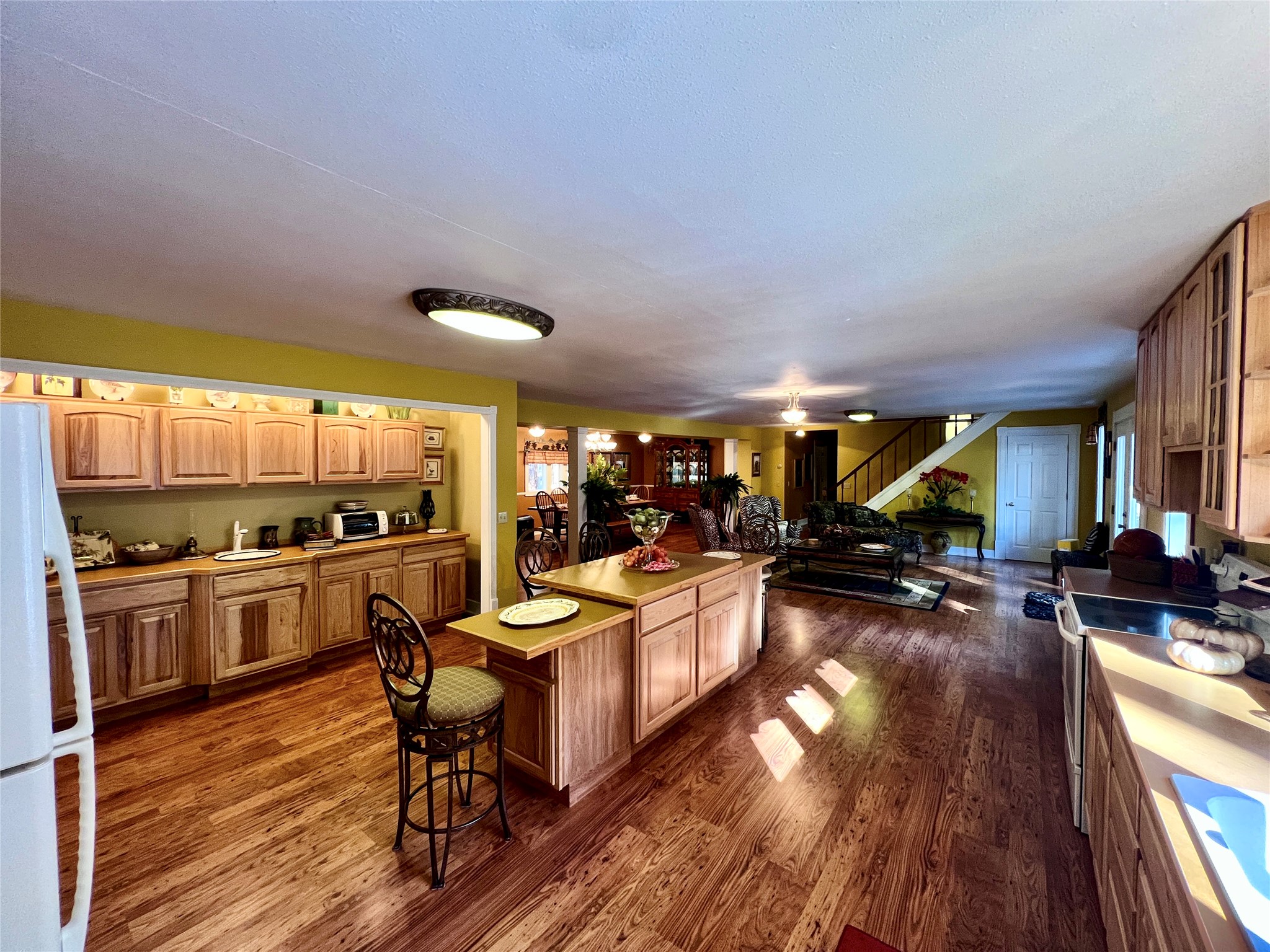 208 4th Avenue Property Photo 39