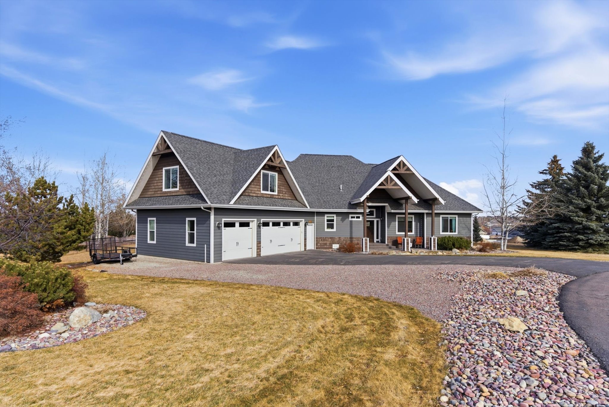 200 Aspen Loop Property Photo 2