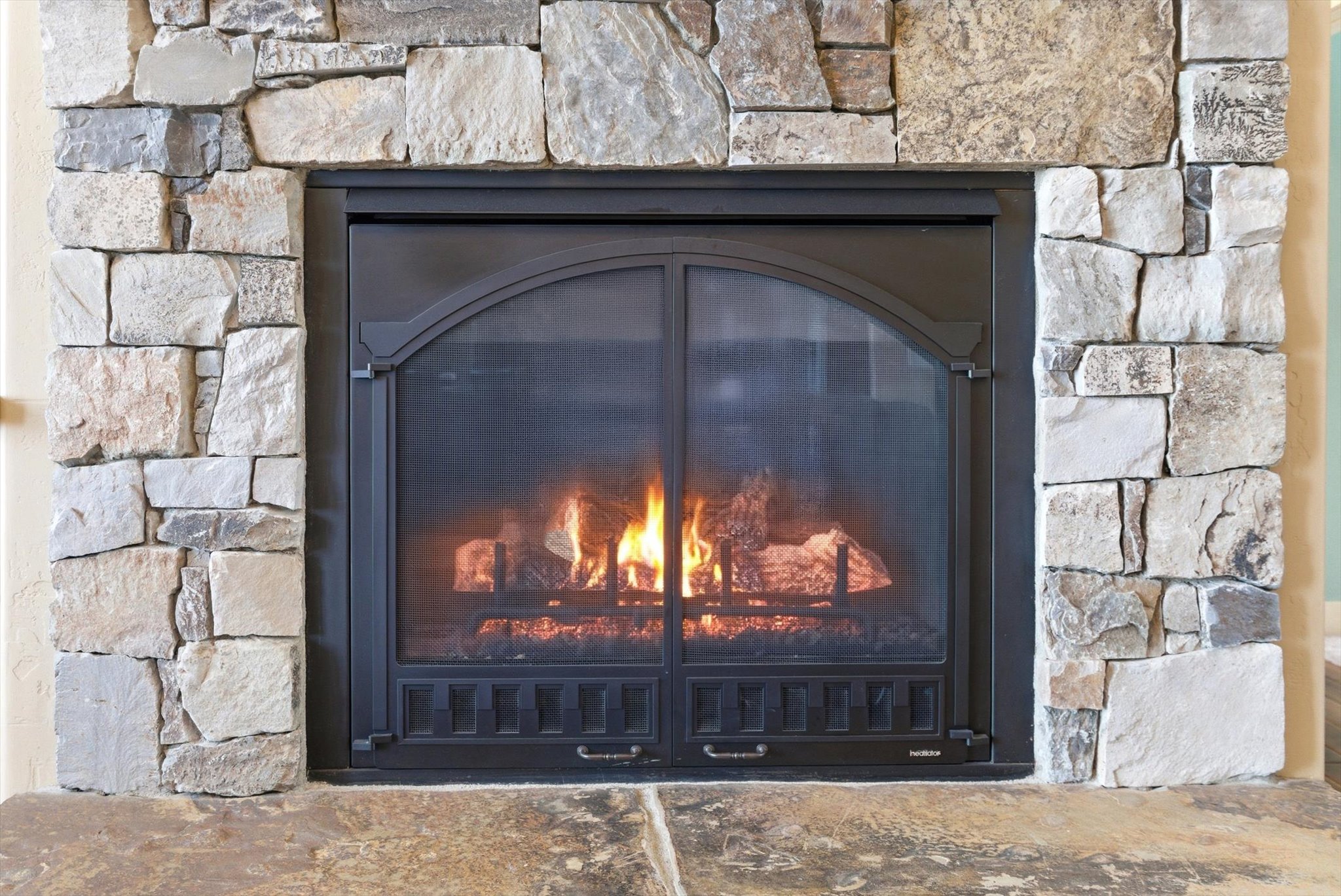 200 Aspen Loop Property Photo 8