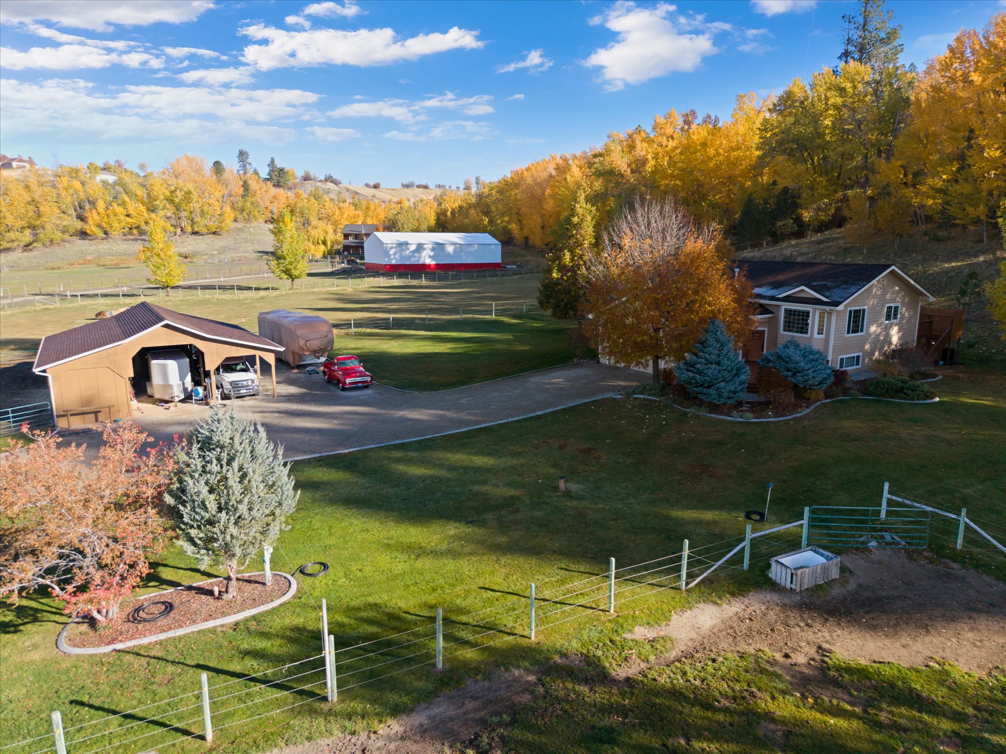 786 Ropin Horse Lane Property Photo