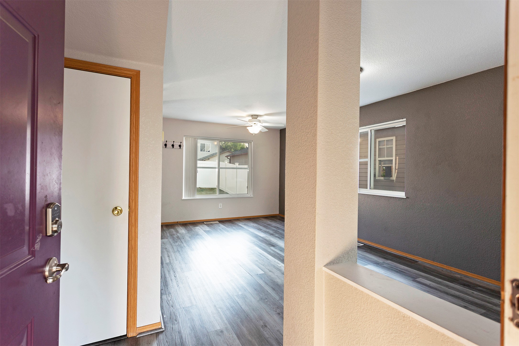 4672 Bordeaux Boulevard Property Photo 5