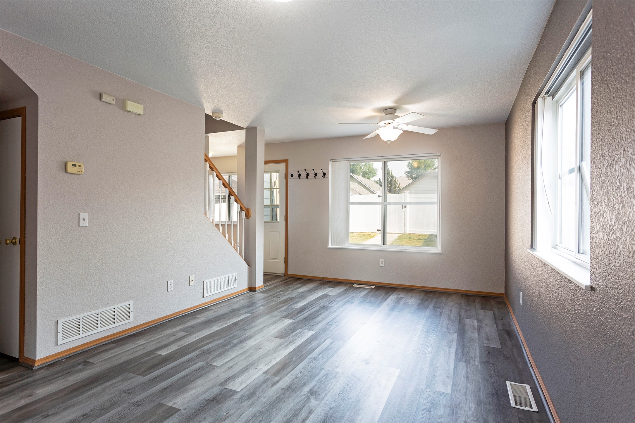 4672 Bordeaux Boulevard Property Photo 9