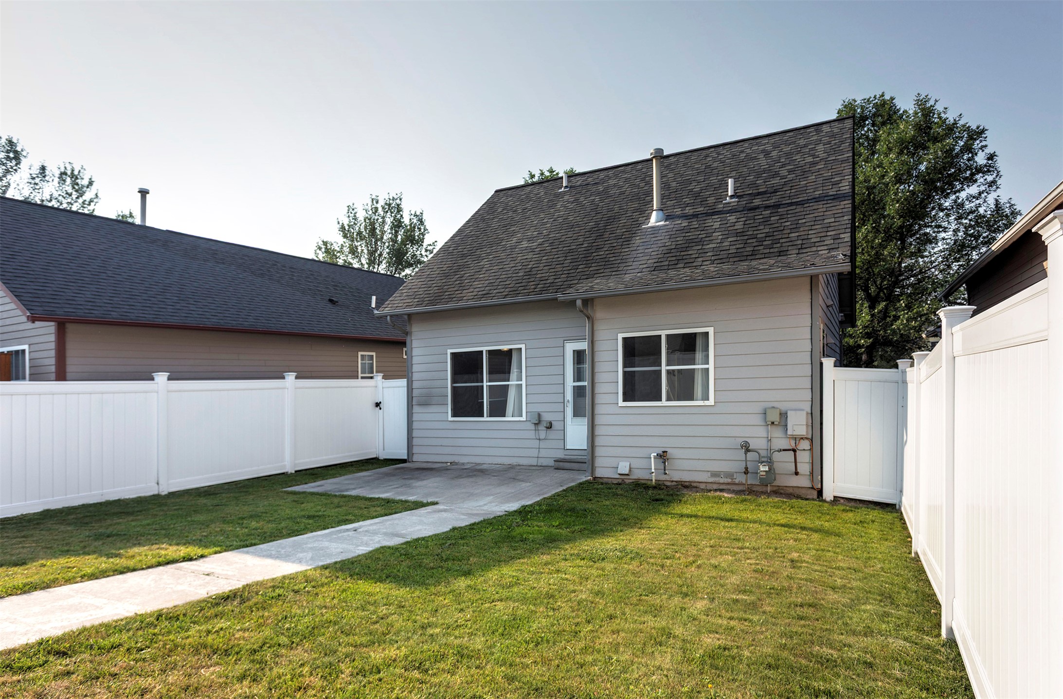 4672 Bordeaux Boulevard Property Photo 16