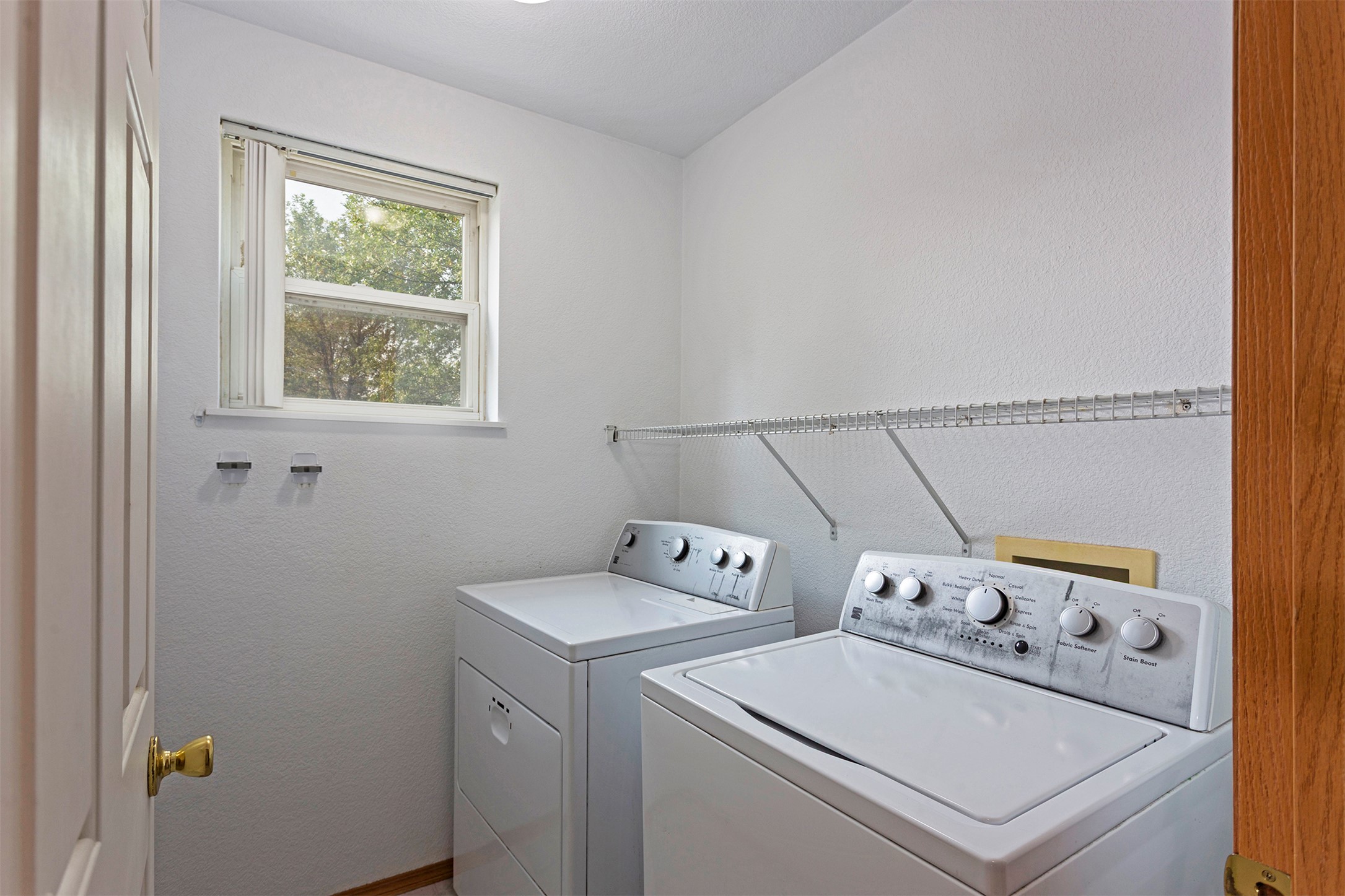 4672 Bordeaux Boulevard Property Photo 21