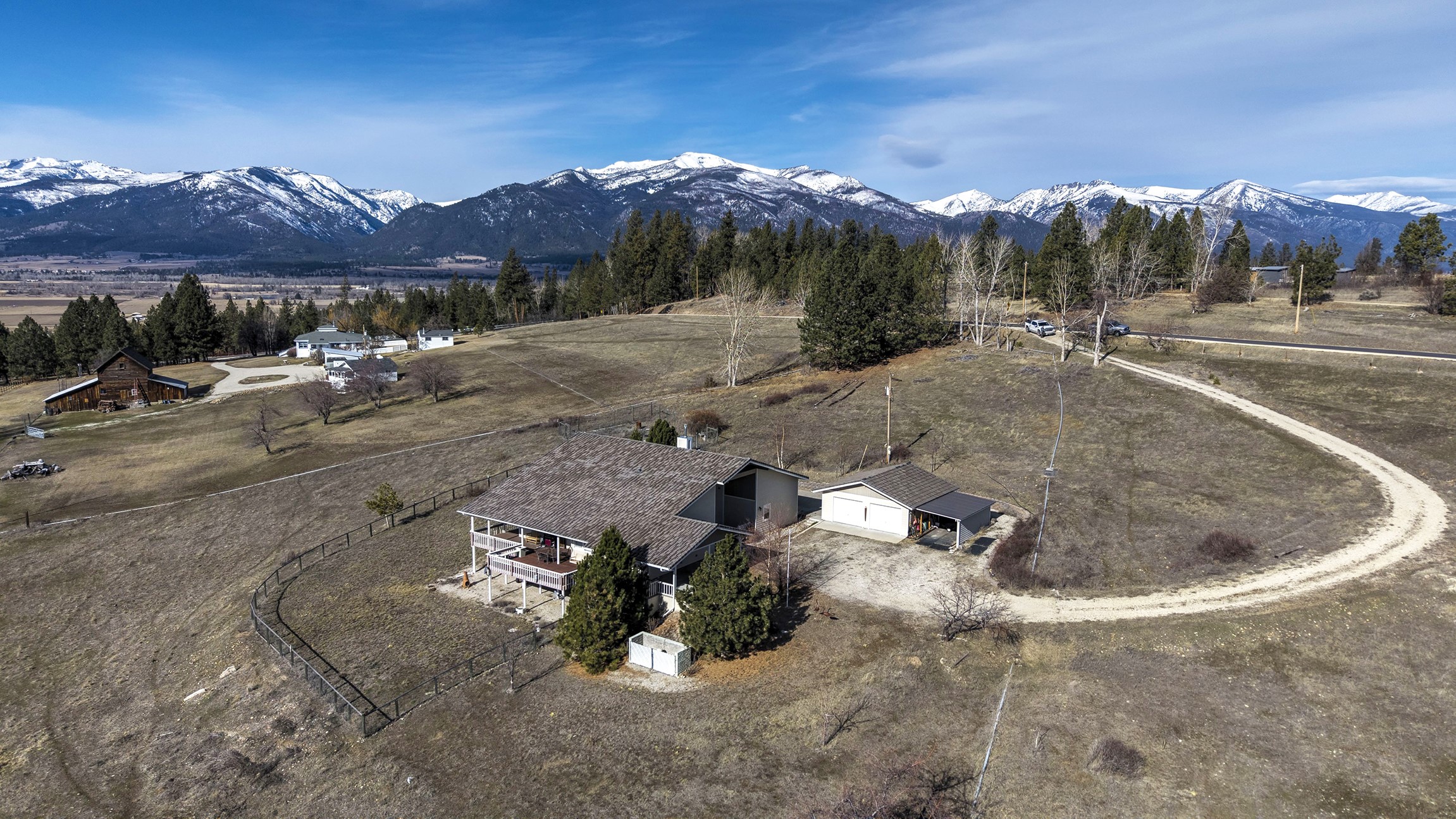 763 S Sunset Bench Road Property Photo 1