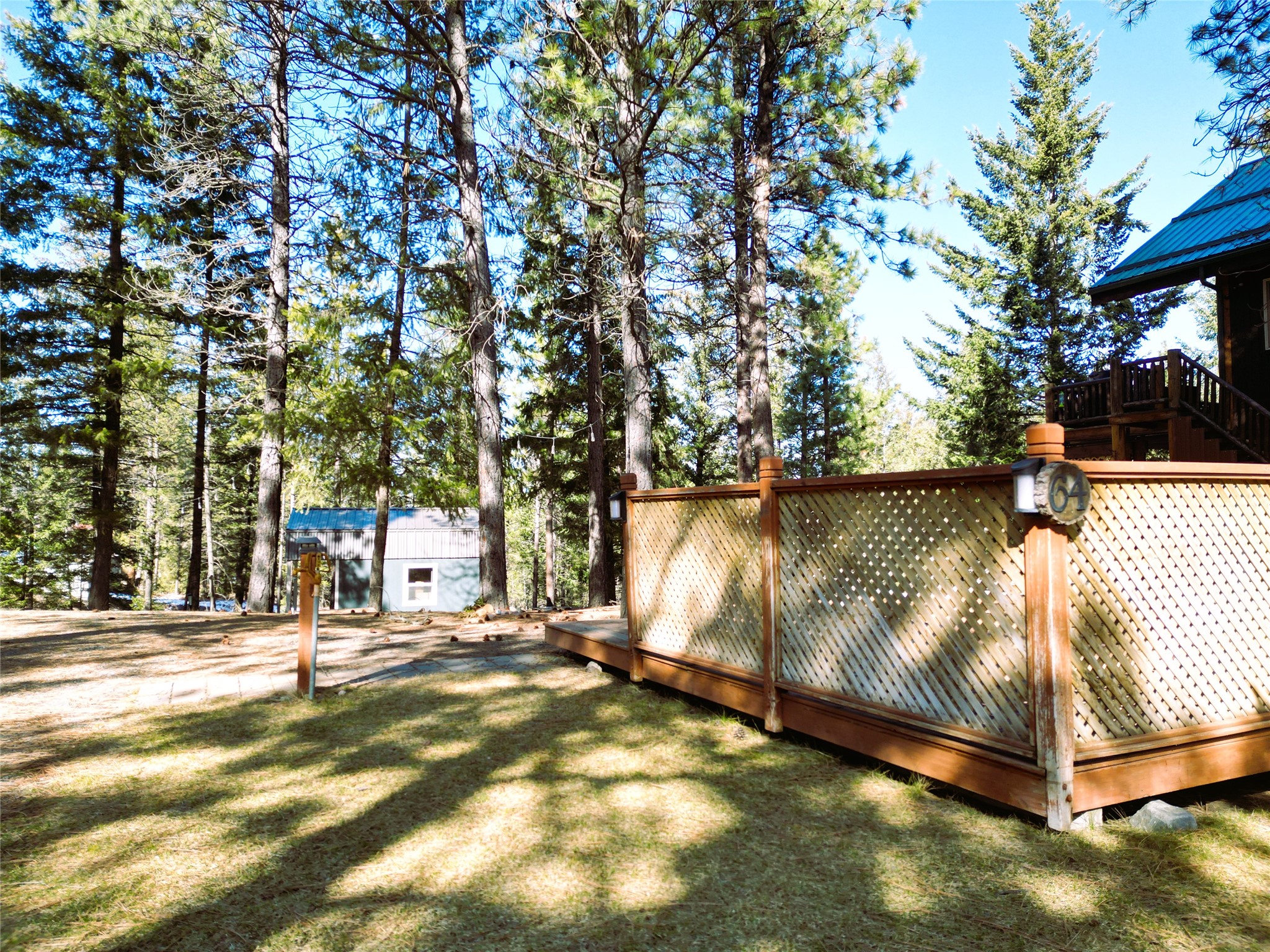 64 Kokanee Drive W Property Photo 2