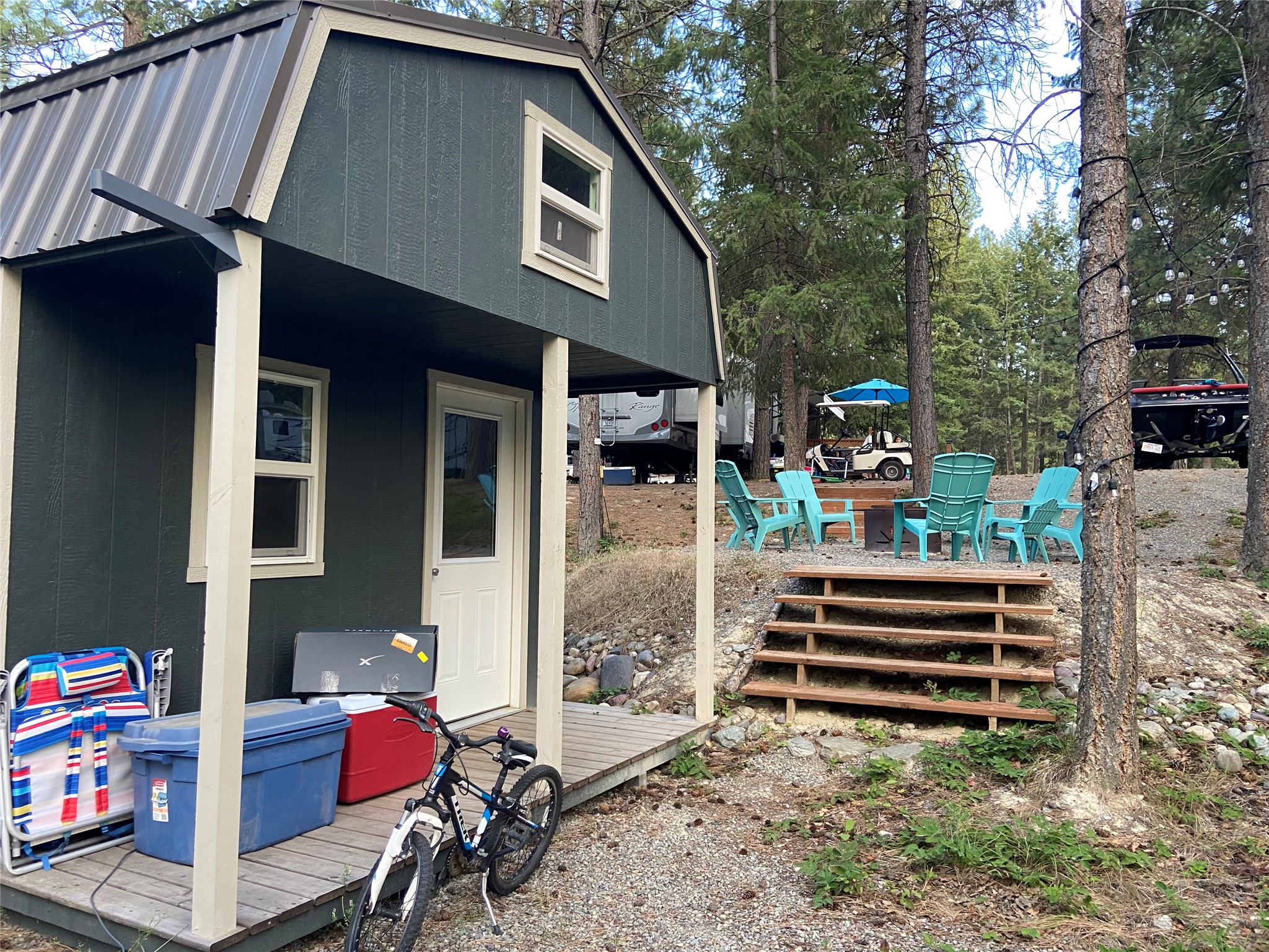 64 Kokanee Drive W Property Photo 14