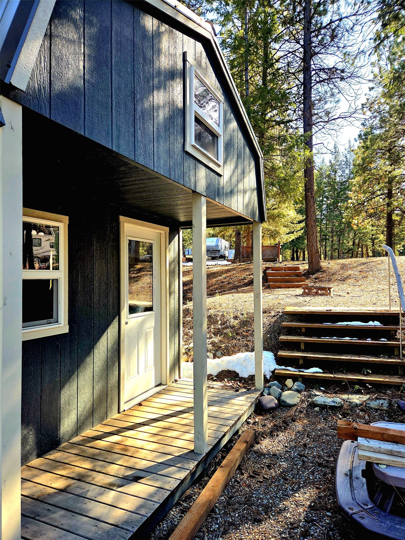 64 Kokanee Drive W Property Photo 19