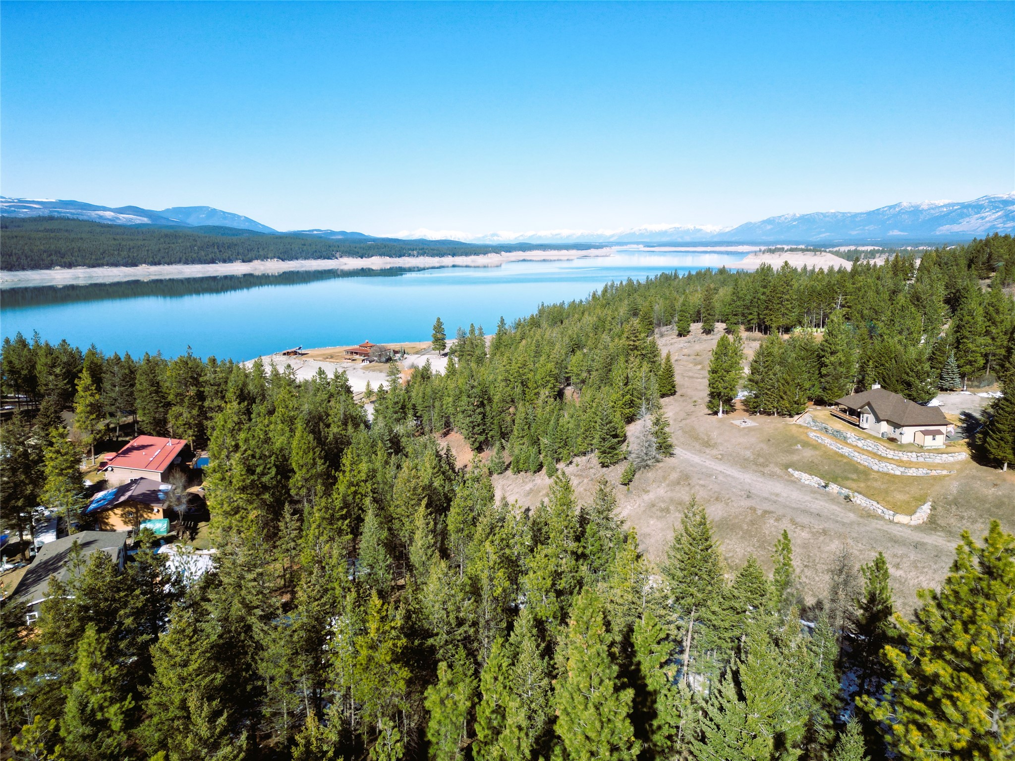 64 Kokanee Drive W Property Photo 38