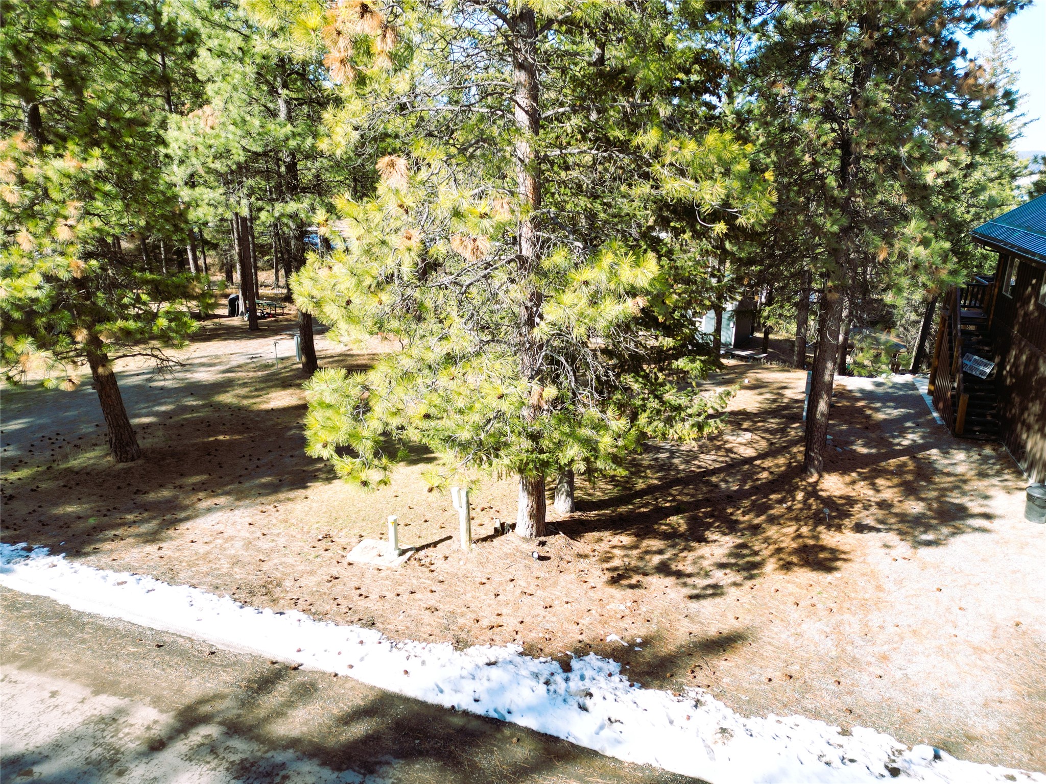 64 Kokanee Drive W Property Photo 46