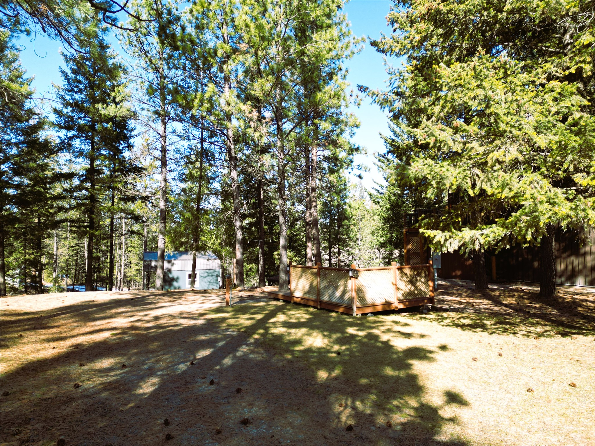 64 Kokanee Drive W Property Photo 49