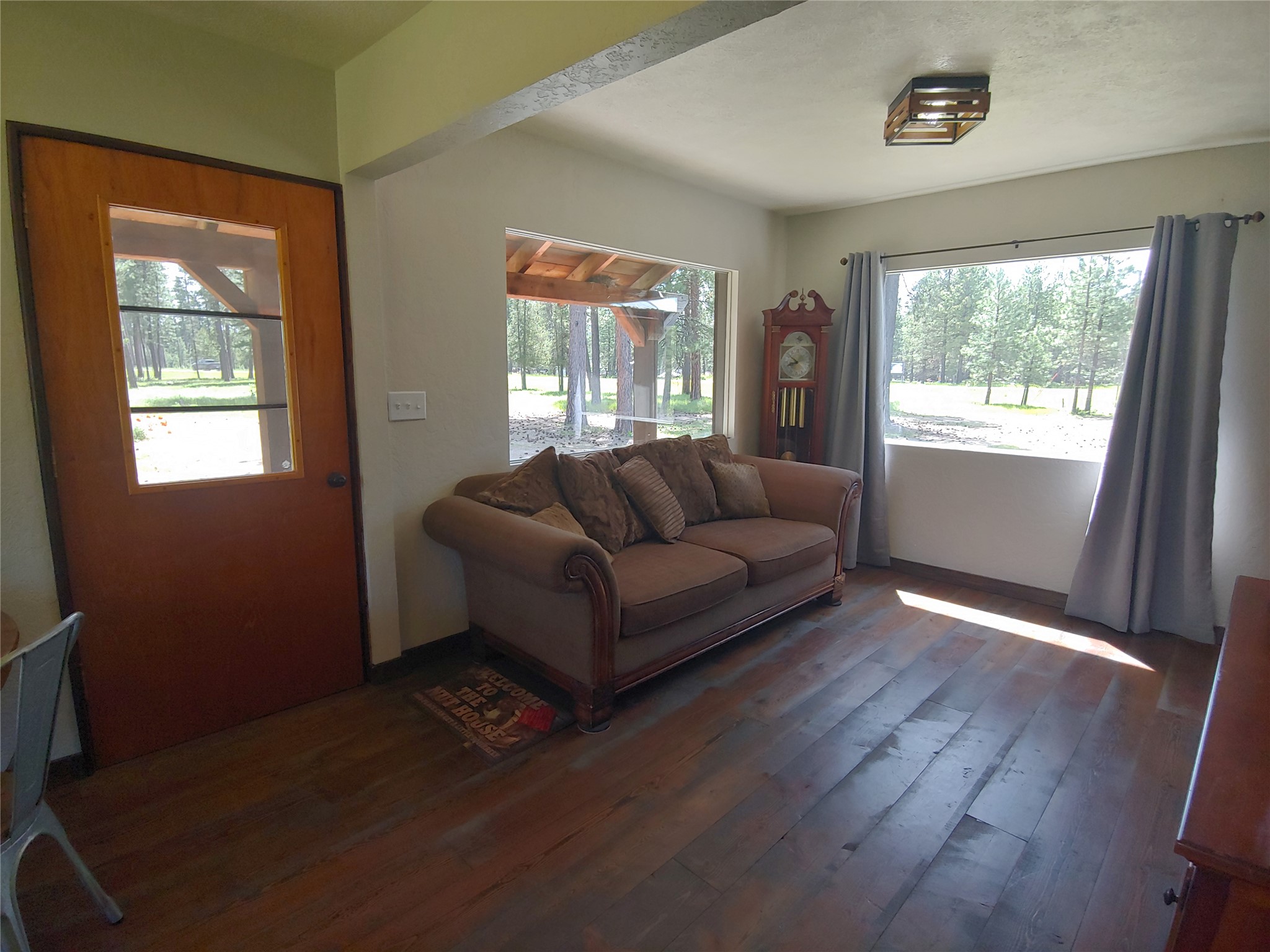 142 Hollopeter Road Property Photo 5