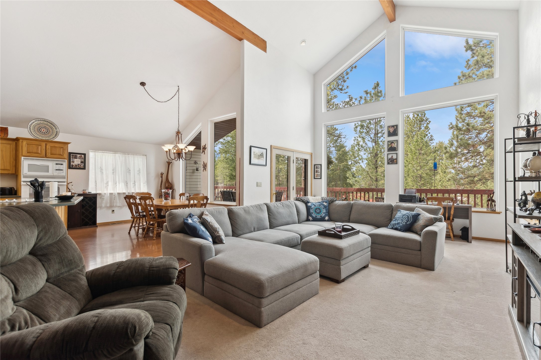 60423 Mt Highway 37 Property Photo 16