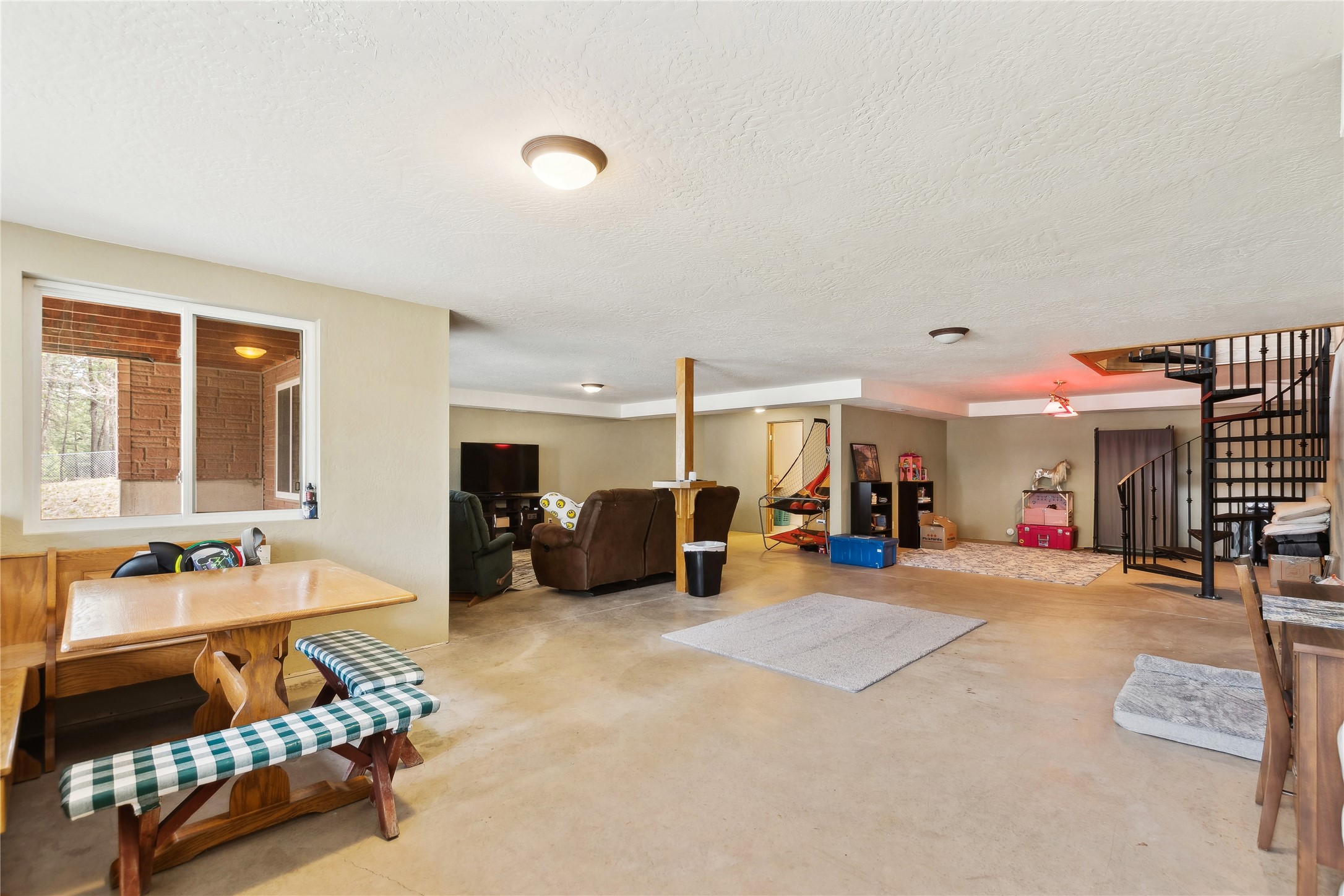 60423 Mt Hwy 37 Property Photo 36