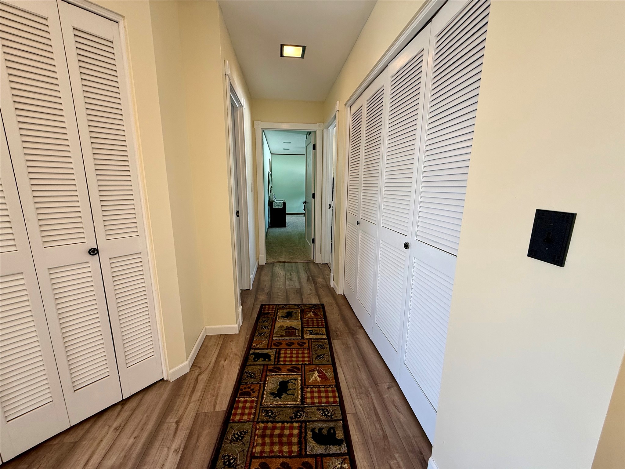 2 Fairgrounds Road Property Photo 9