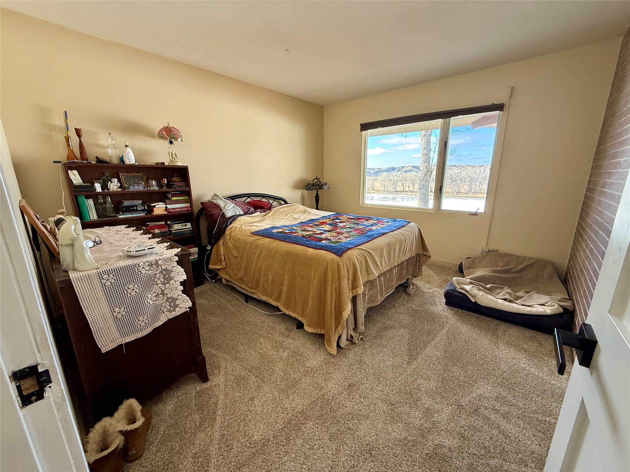 2 Fairgrounds Road Property Photo 11