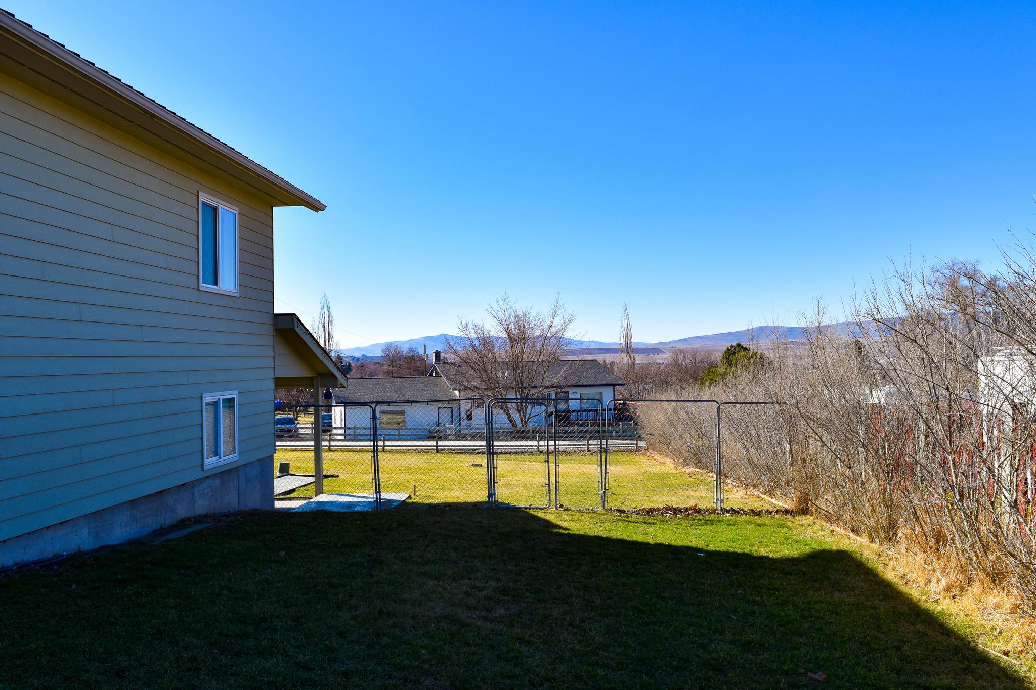 1401 12th Avenue E Property Photo 46