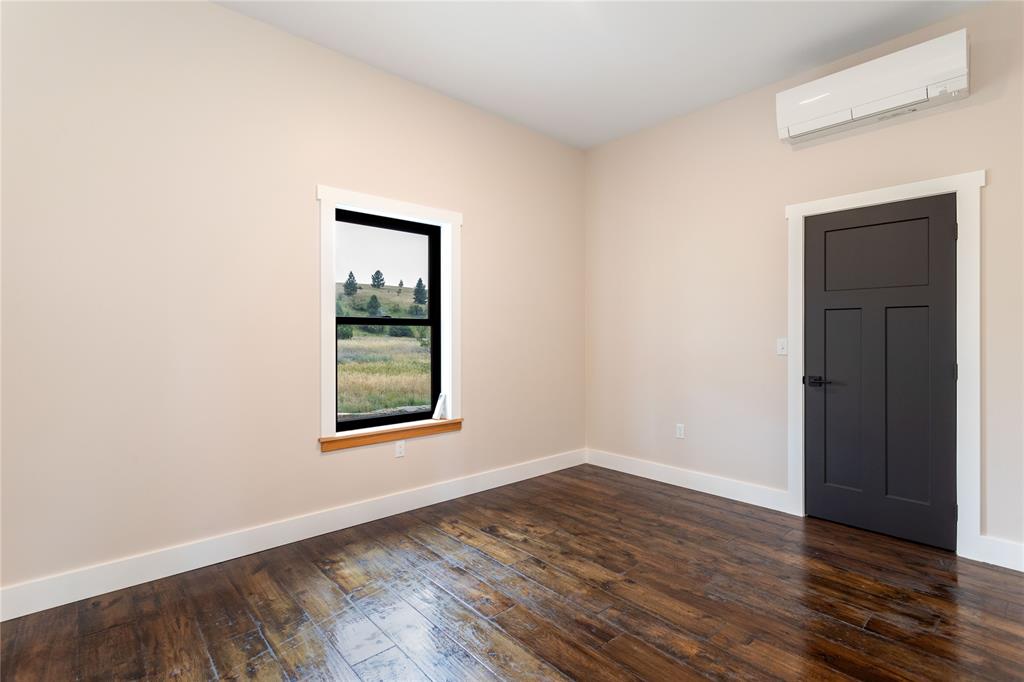 110 Longlake Drive Property Photo 26