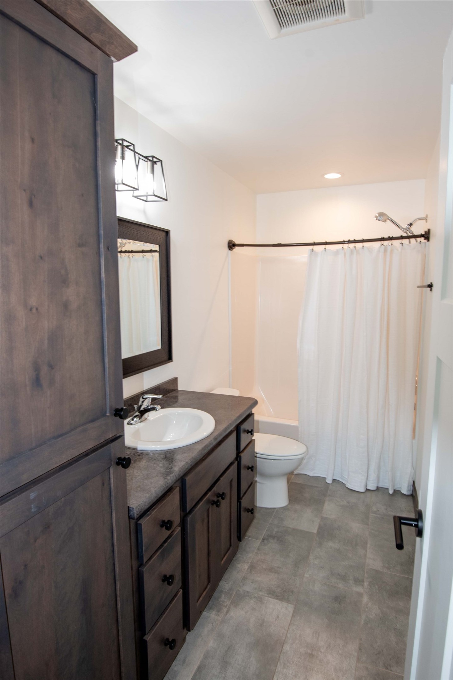 702 Yellowstone Avenue Property Photo 32