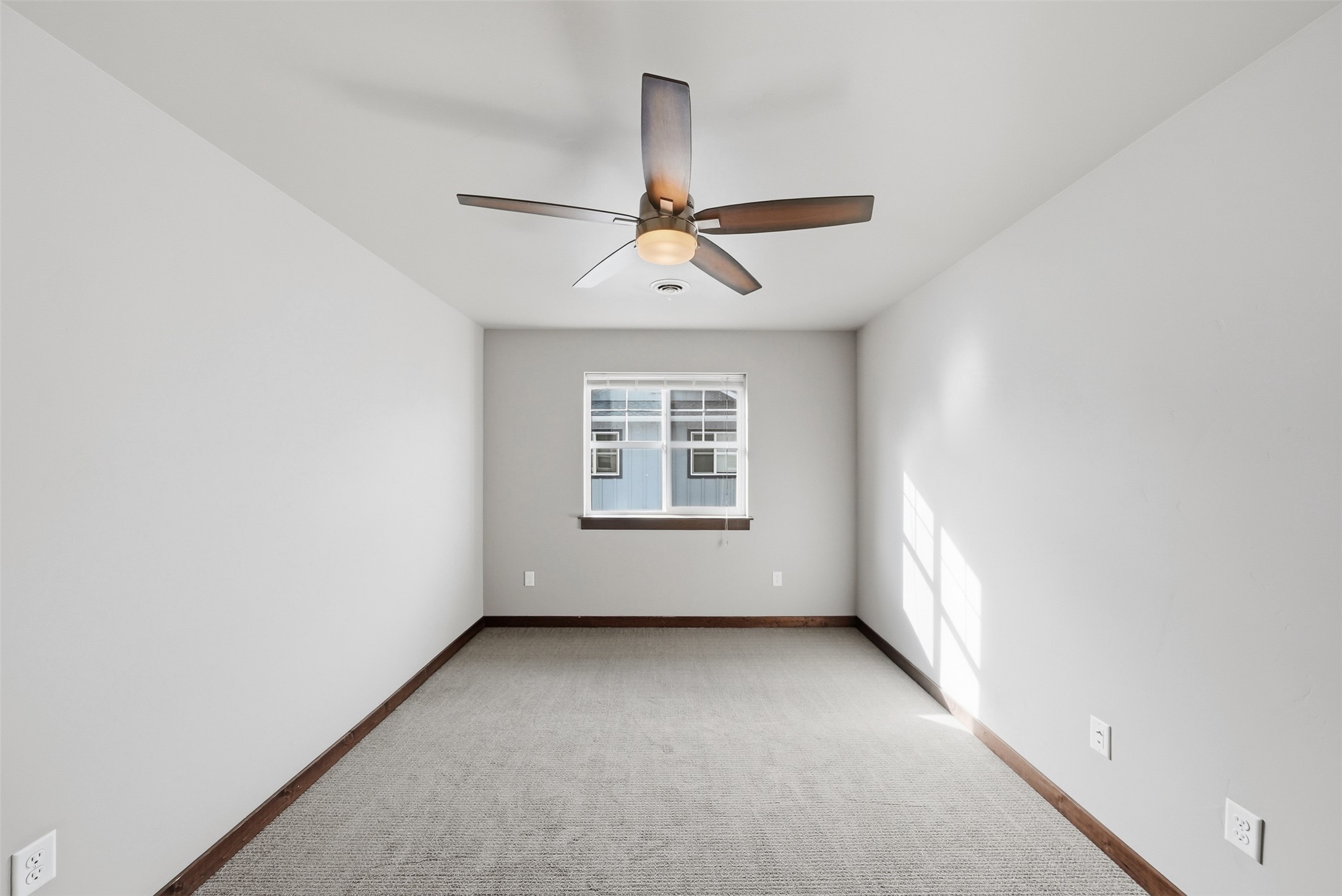 4348 Glenwood Drive C Property Photo 33