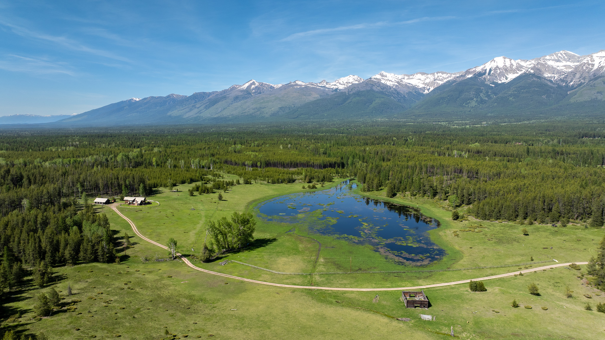 699 Glacier-elk Creek Road Property Photo 6