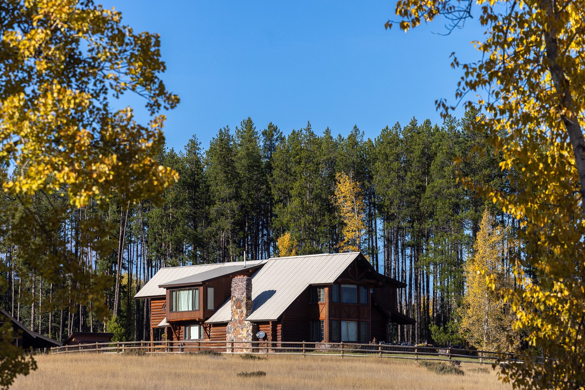 699 Glacier-elk Creek Road Property Photo 17