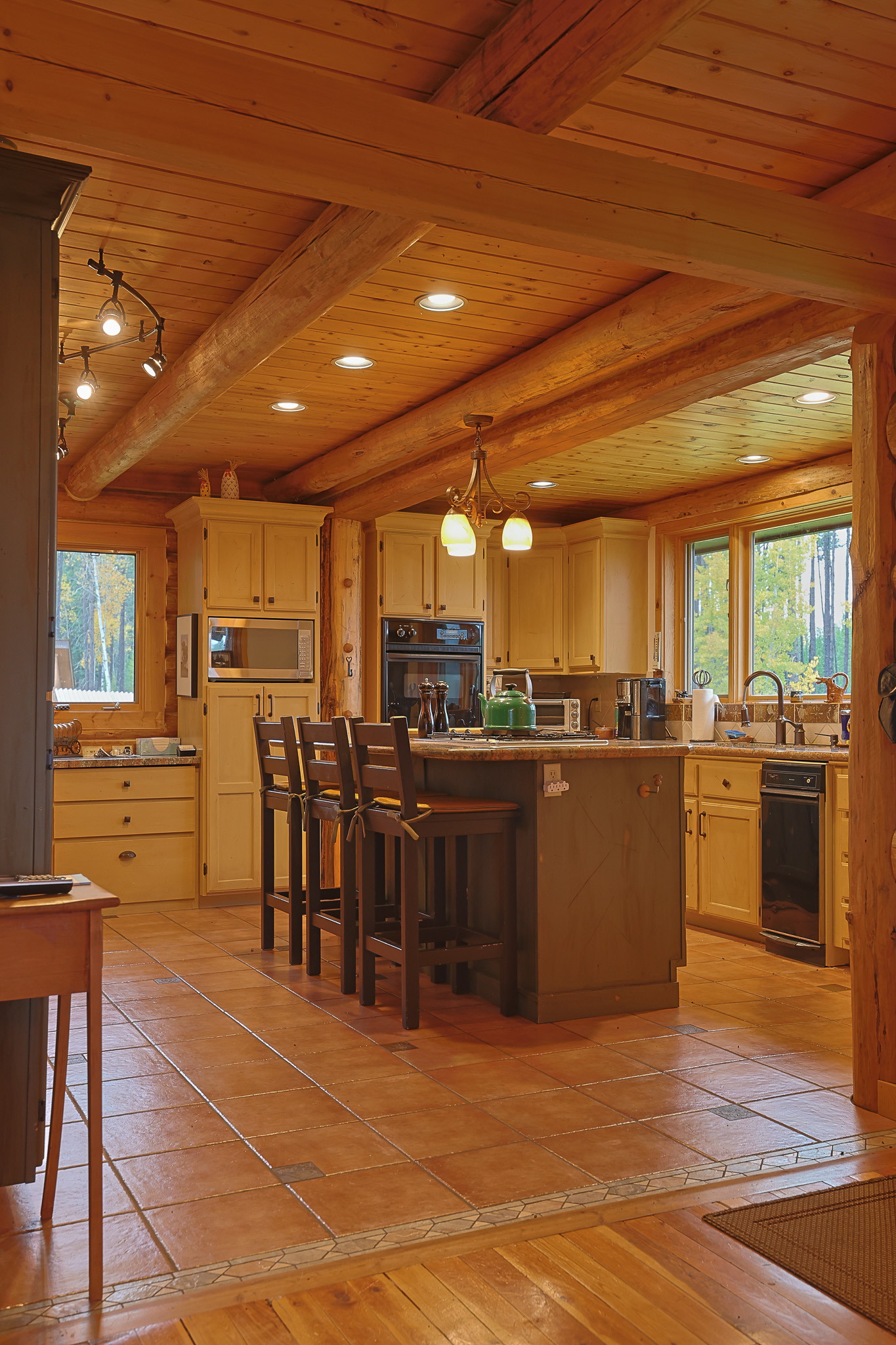 699 Glacier-elk Creek Road Property Photo 26