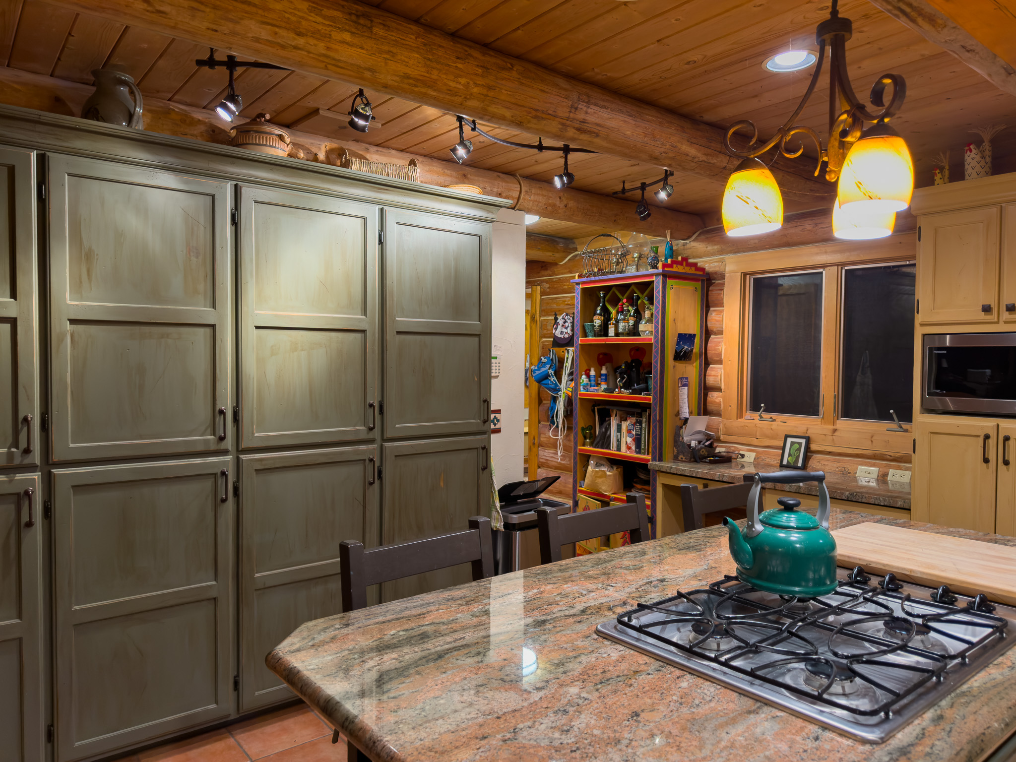 699 Glacier-elk Creek Road Property Photo 27