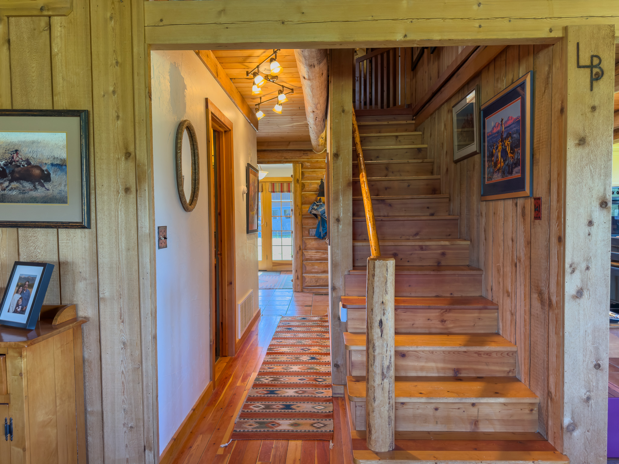 699 Glacier-elk Creek Road Property Photo 32