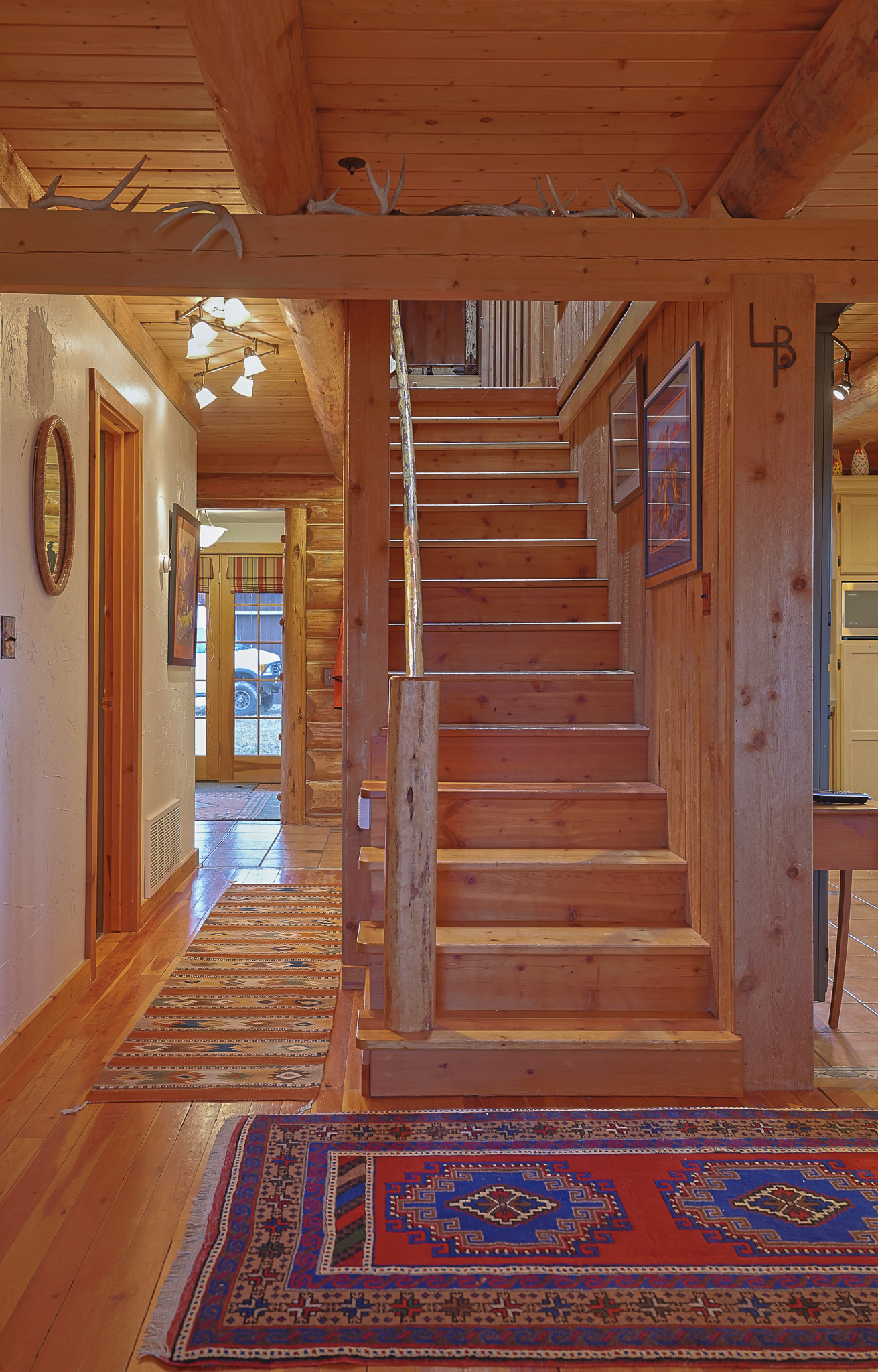 699 Glacier-elk Creek Road Property Photo 37