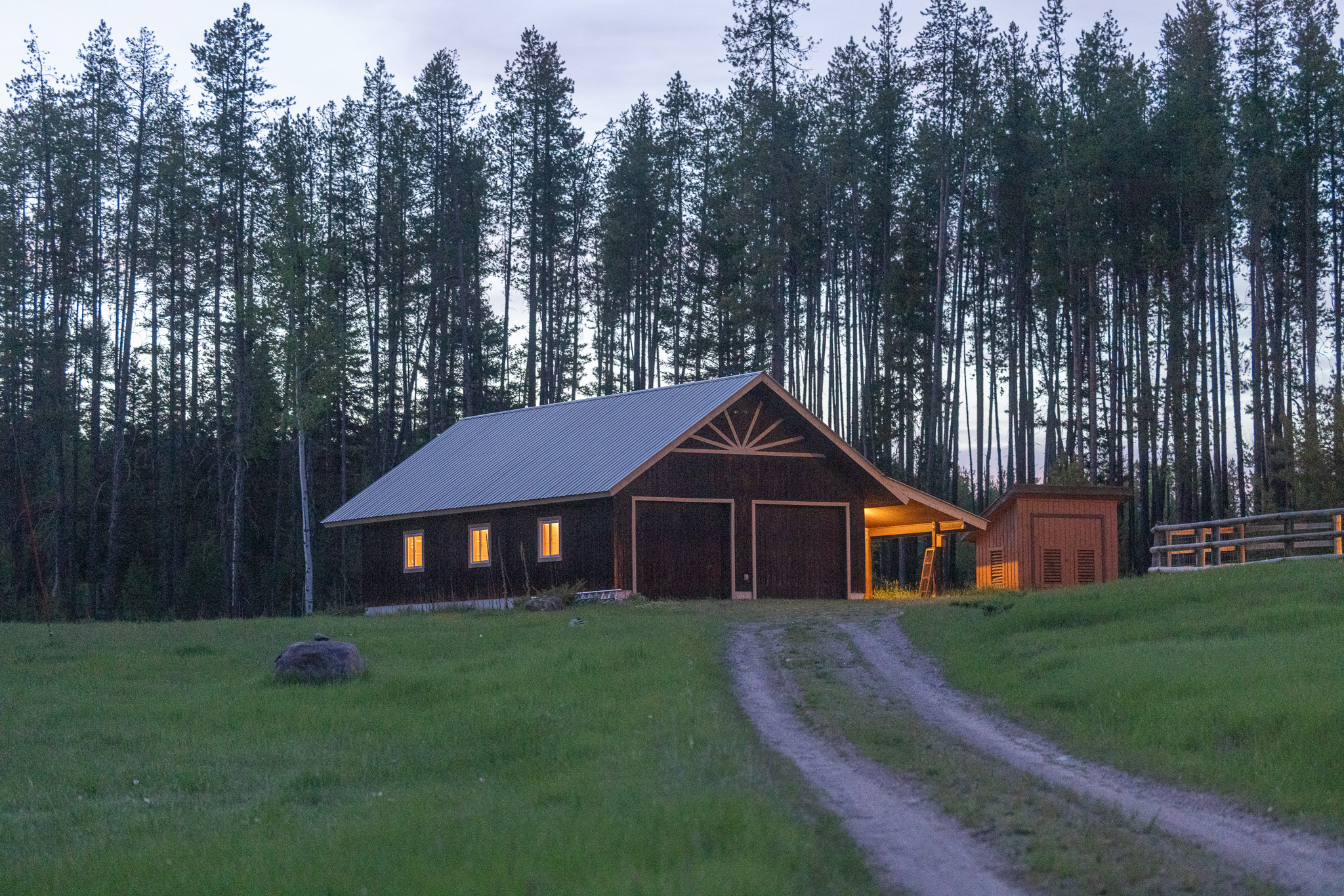 699 Glacier-elk Creek Road Property Photo 53
