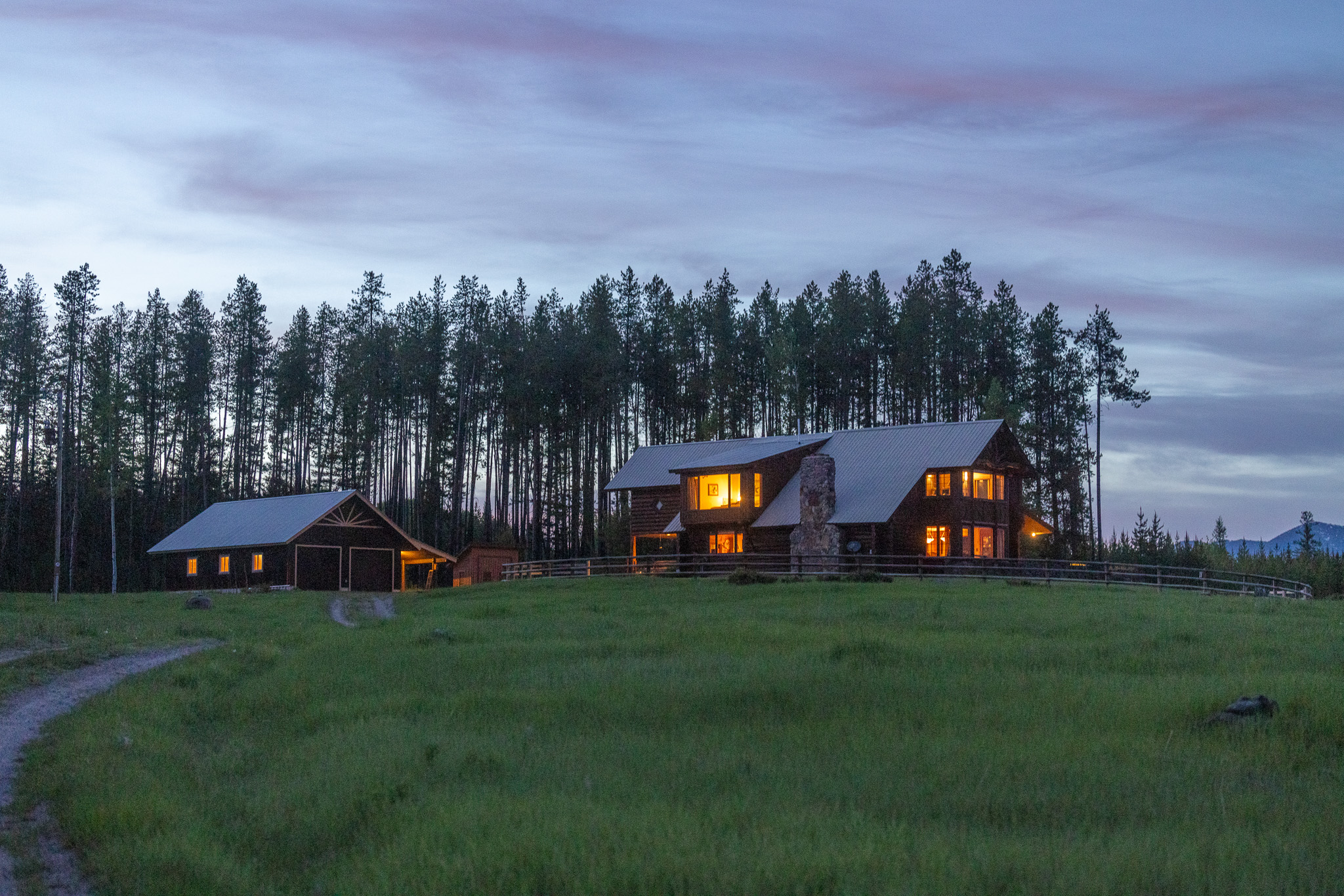 699 Glacier-elk Creek Road Property Photo 55