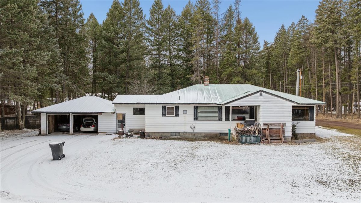 2260 E Lakeshore Drive Property Photo 4