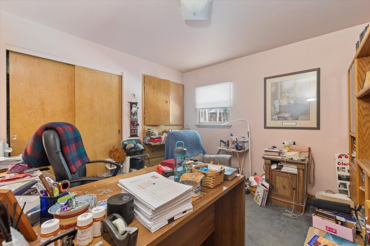 2260 E Lakeshore Drive Property Photo 19