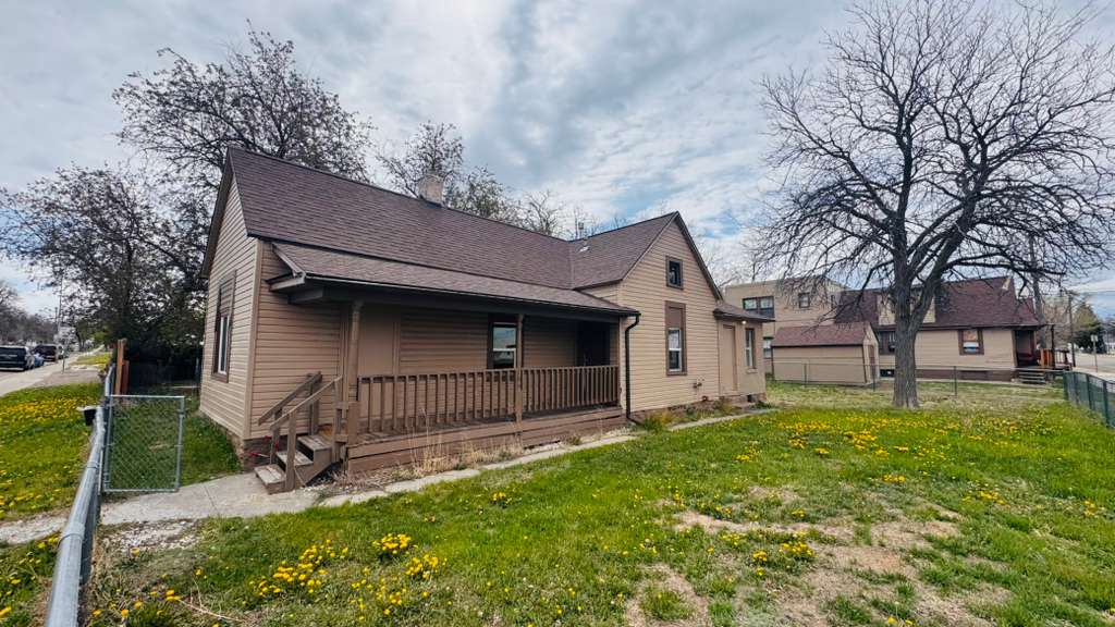 602 2nd Avenue S Property Photo 1