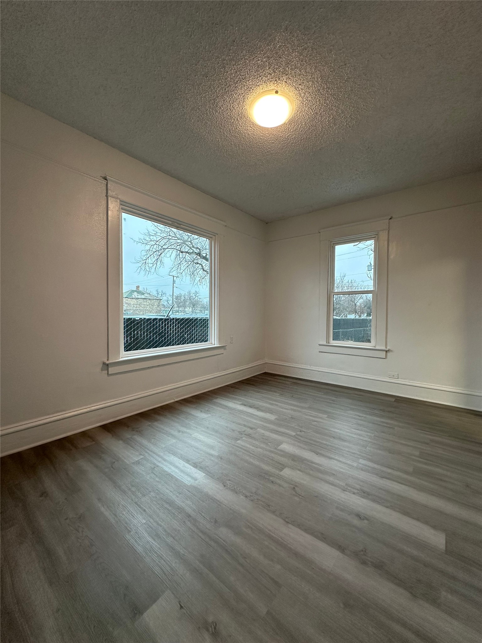 604 2nd Avenue S Property Photo 8