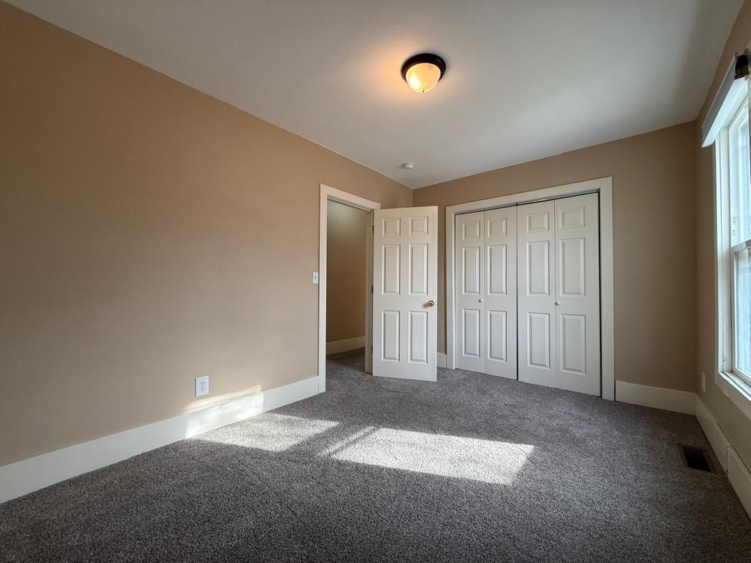 1301/1303 6th Avenue S Property Photo 10