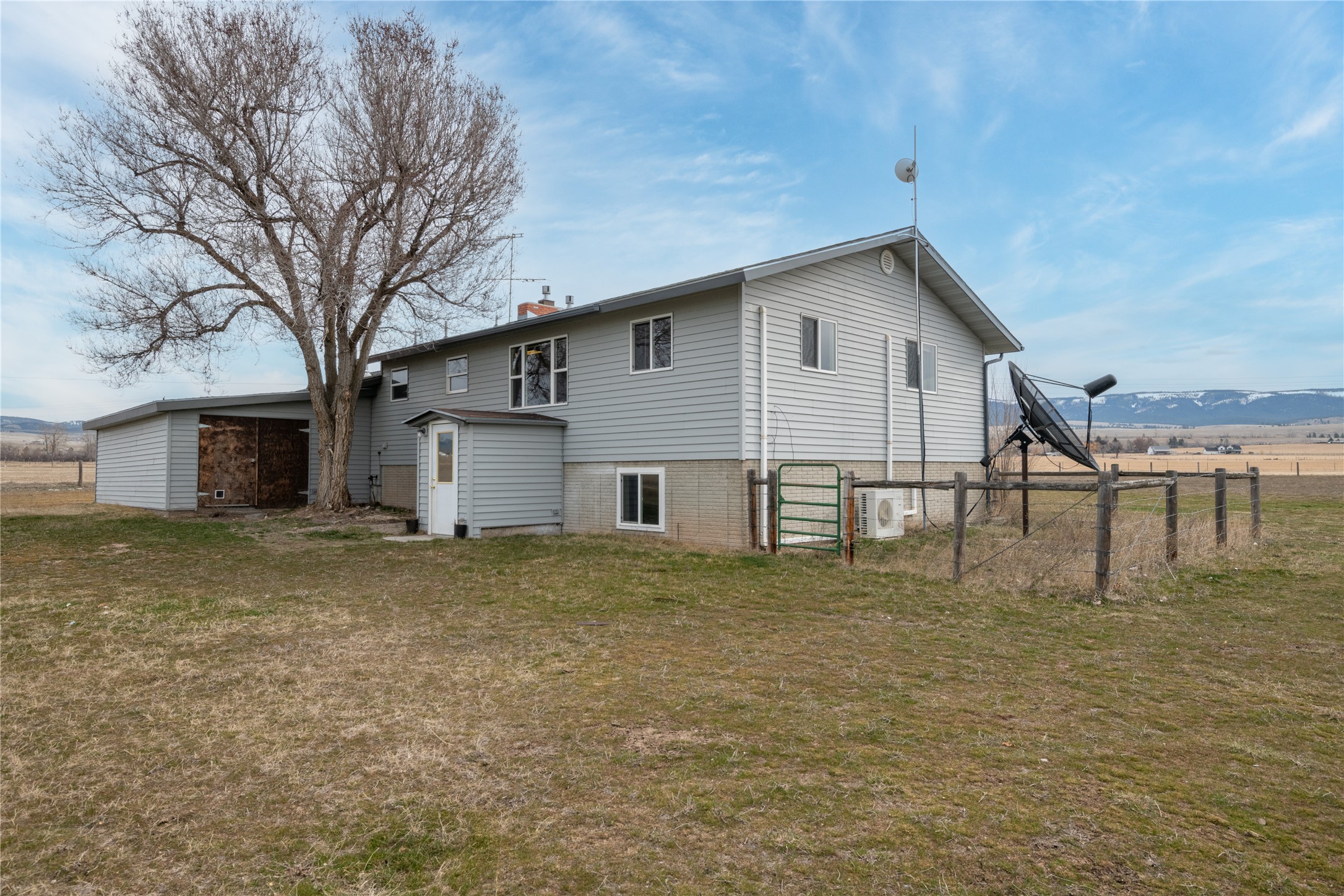 1170 Three Mile Creek Road Property Photo 8