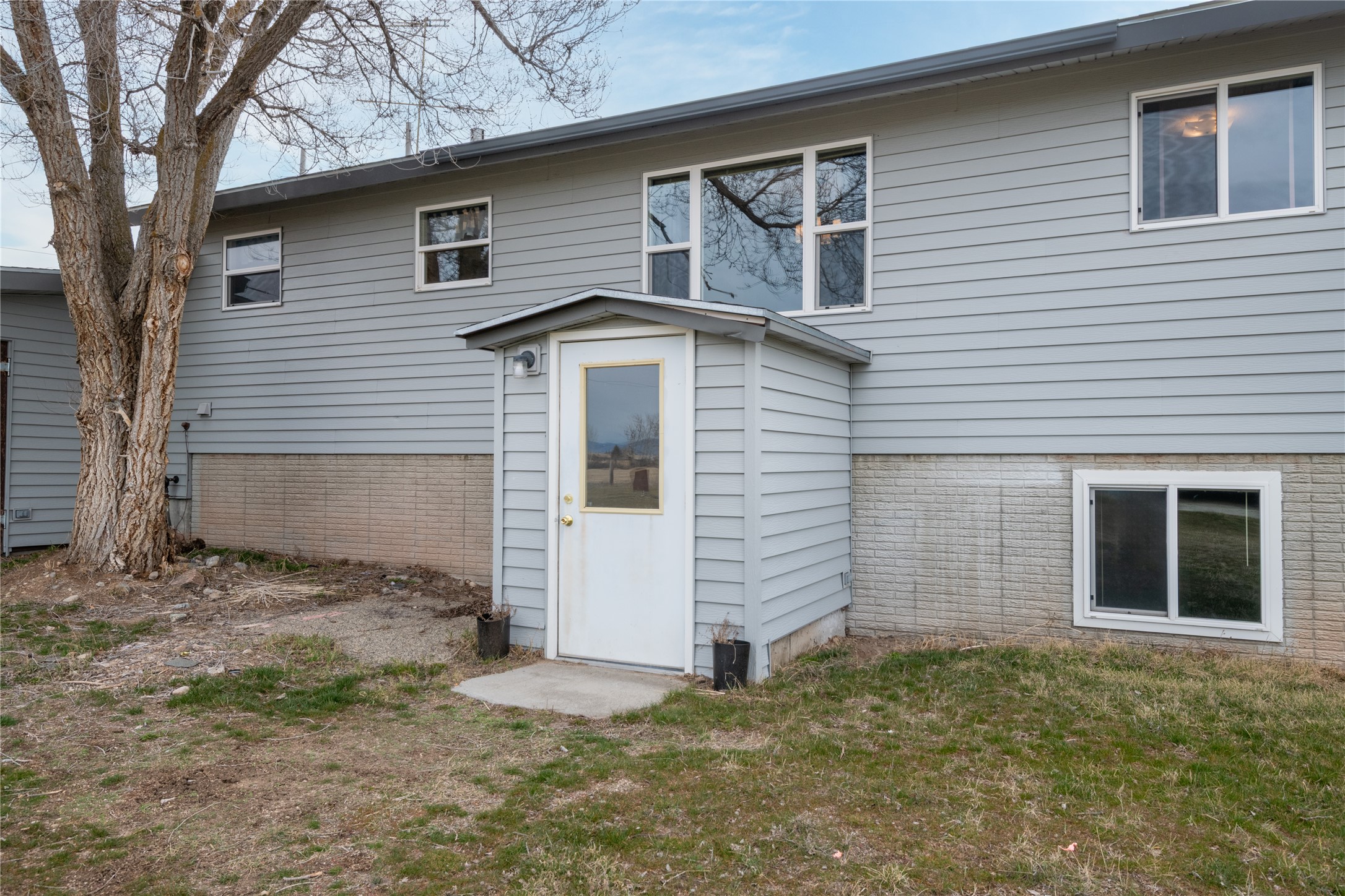 1170 Three Mile Creek Road Property Photo 9