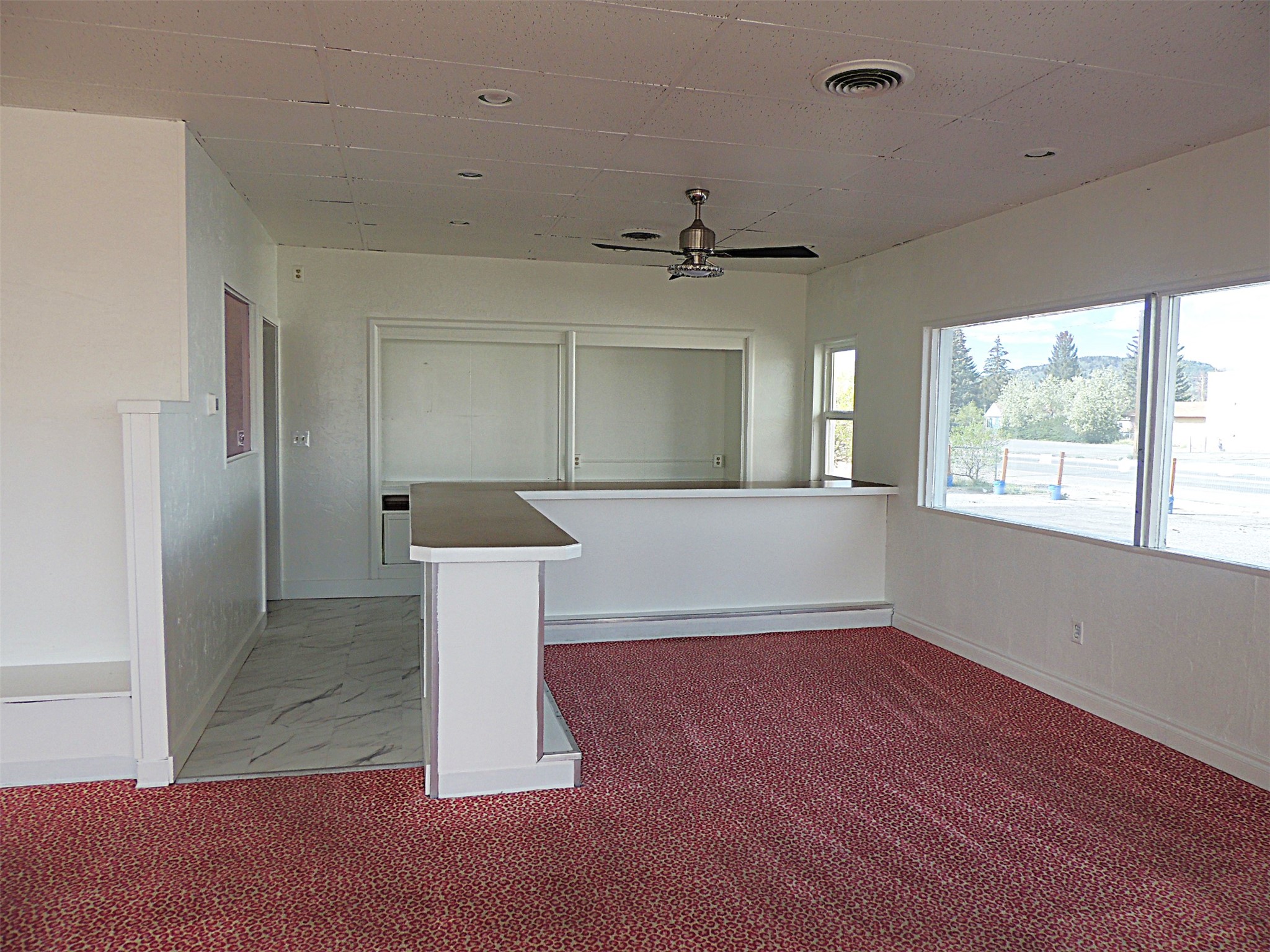 2000 Farragut Avenue Property Photo 4